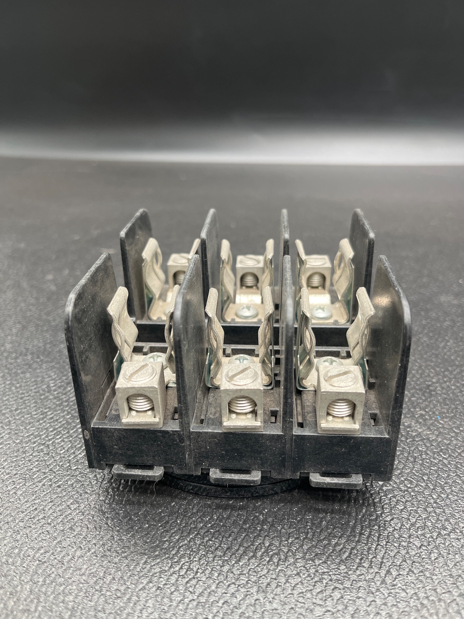GOULD SHAWMUT 60308SJ 3-Pole Fuse Holder USED 1