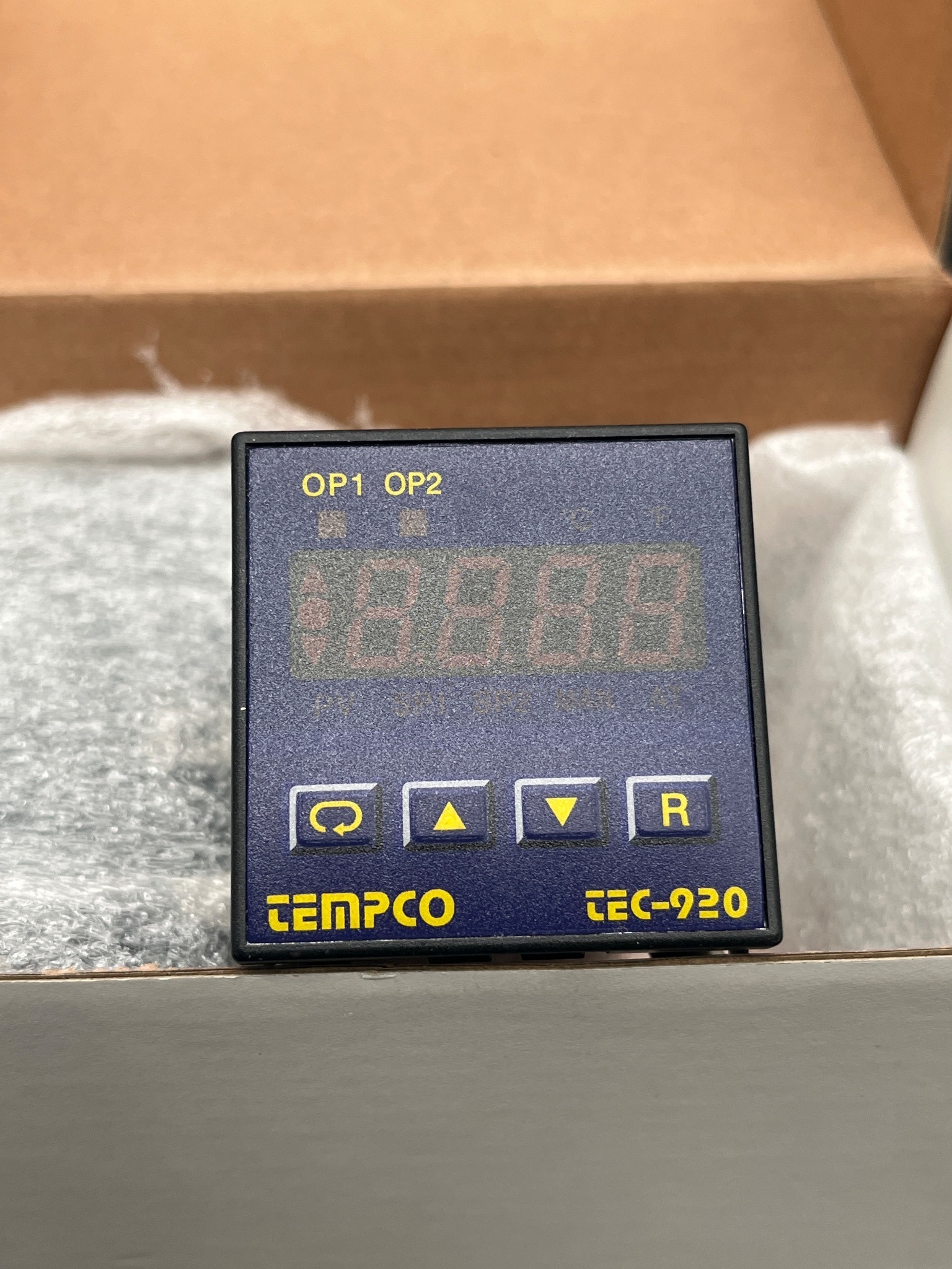 TEMPCO TEC-920 Temperature Controller NEW (2 Pack) 5
