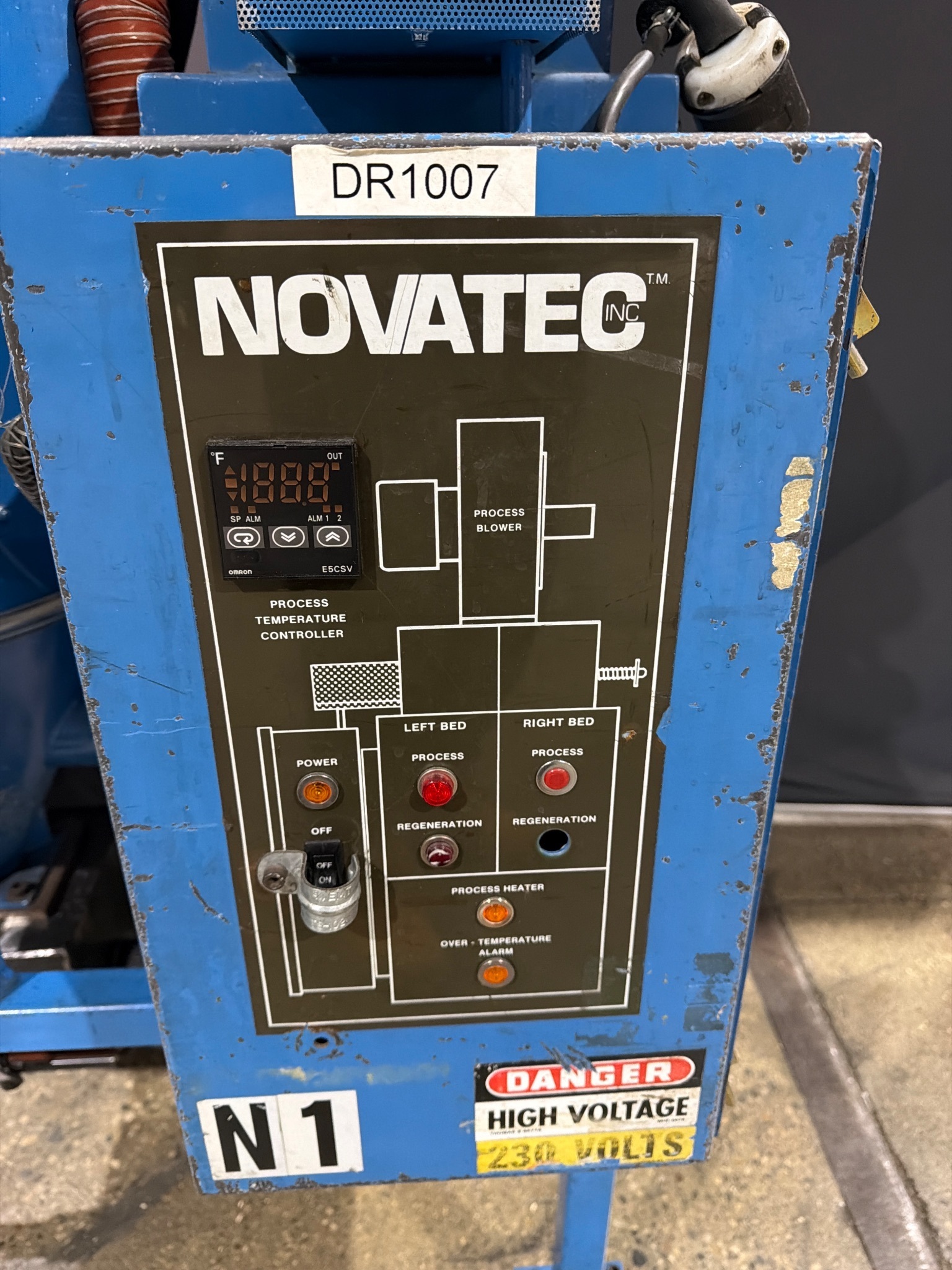 NOVATEC MD-25 Desiccant Dryer w/ 100lb Hopper USED 3