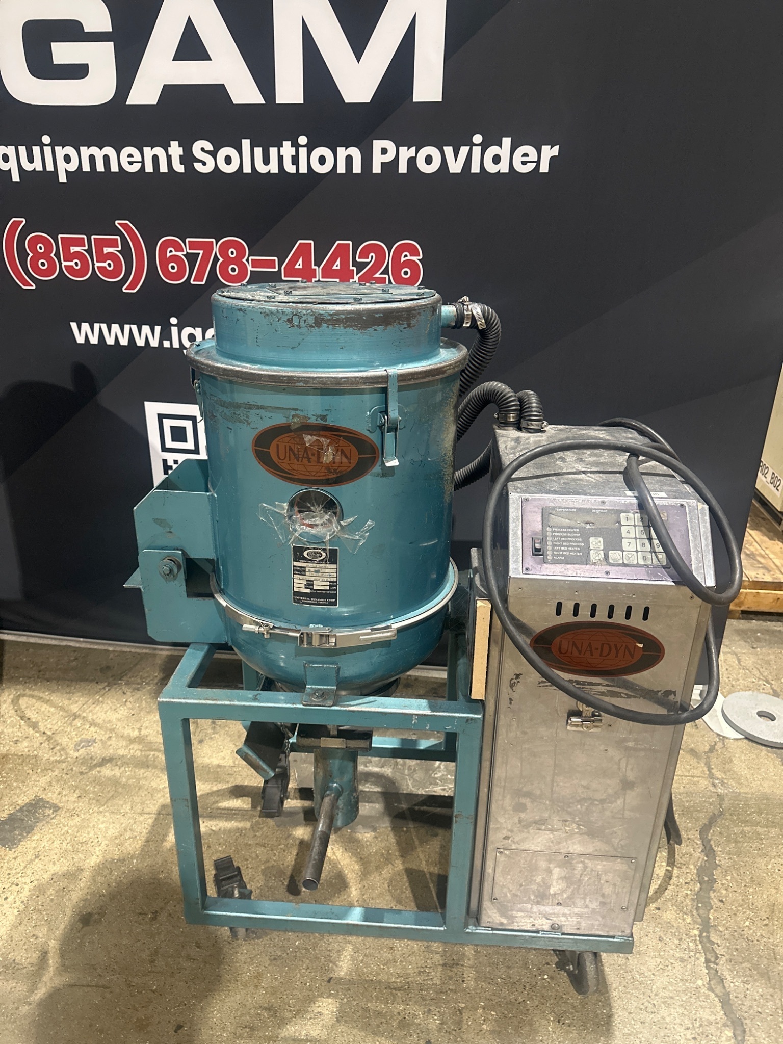 UNA-DYN UDC-30 Auto Mini-Dryer w/ 50# Modular Hopper USED 0