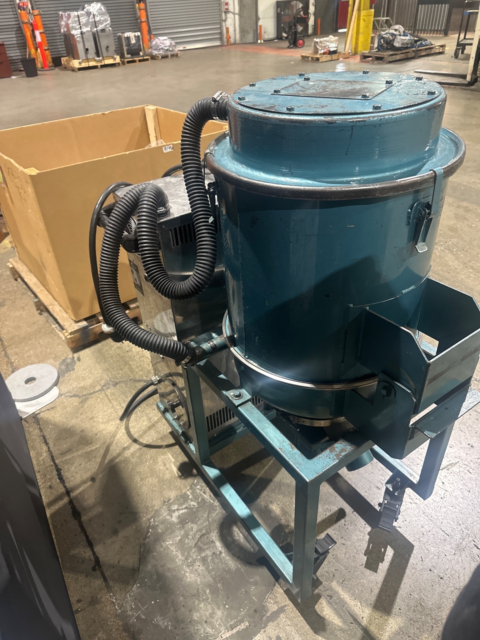 UNA-DYN UDC-30 Auto Mini-Dryer w/ 50# Modular Hopper USED 4