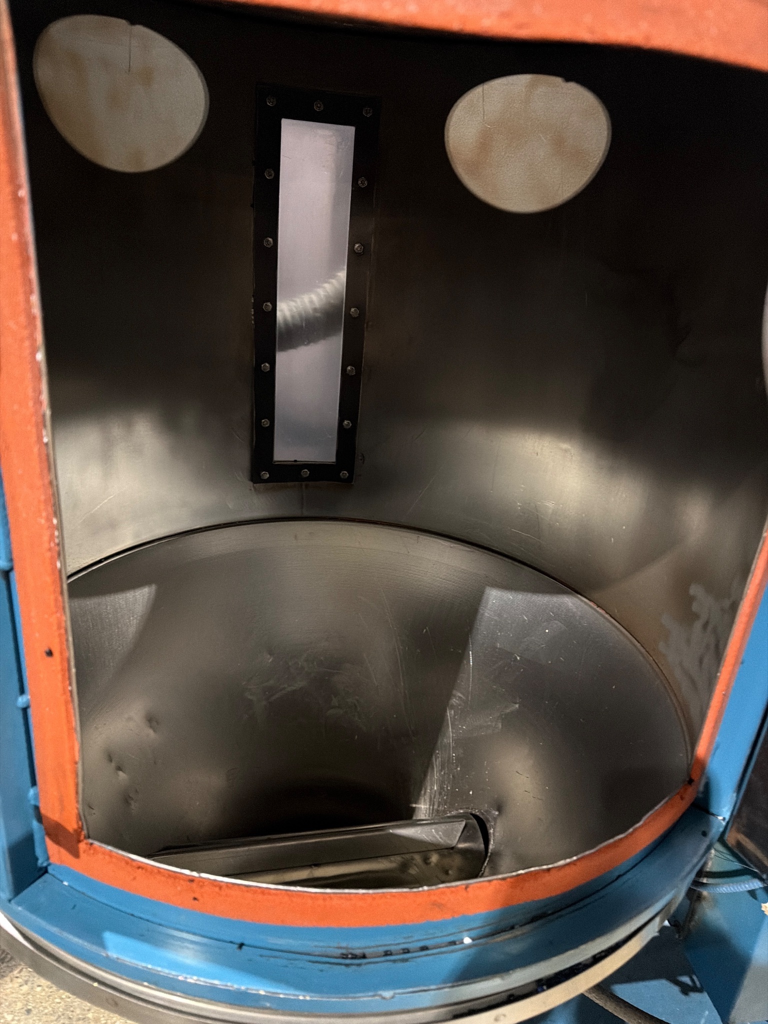 NOVATEC MDM-50 Desiccant Dryer w/ 200lb Hopper USED 6