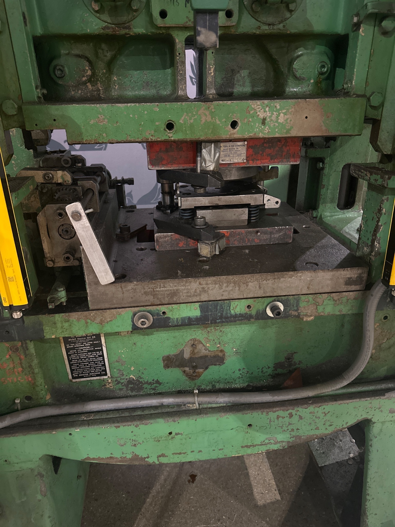 MINSTER P2-60-24 PIECE MAKER MECHANICAL PRESS 60 TON USED 7