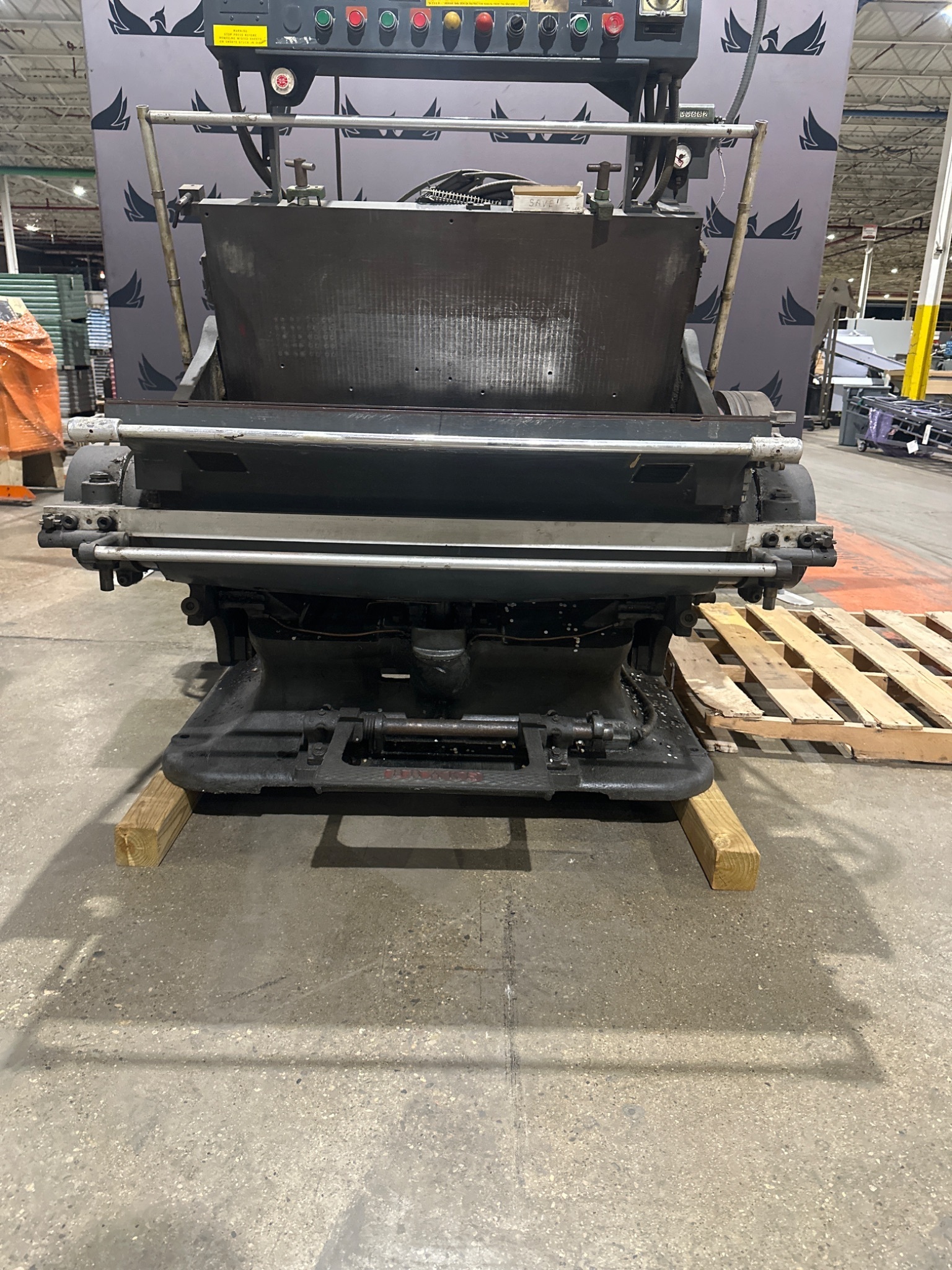 THOMSON T3 CLAMSHELL DIE CUTTING PRESS 29 X 43 USED 1