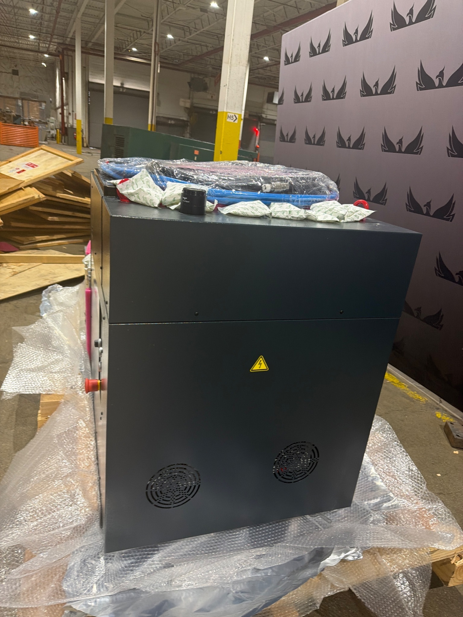 COHERENT Highlight FL2000 FFC Fiber Laser System NEW 2