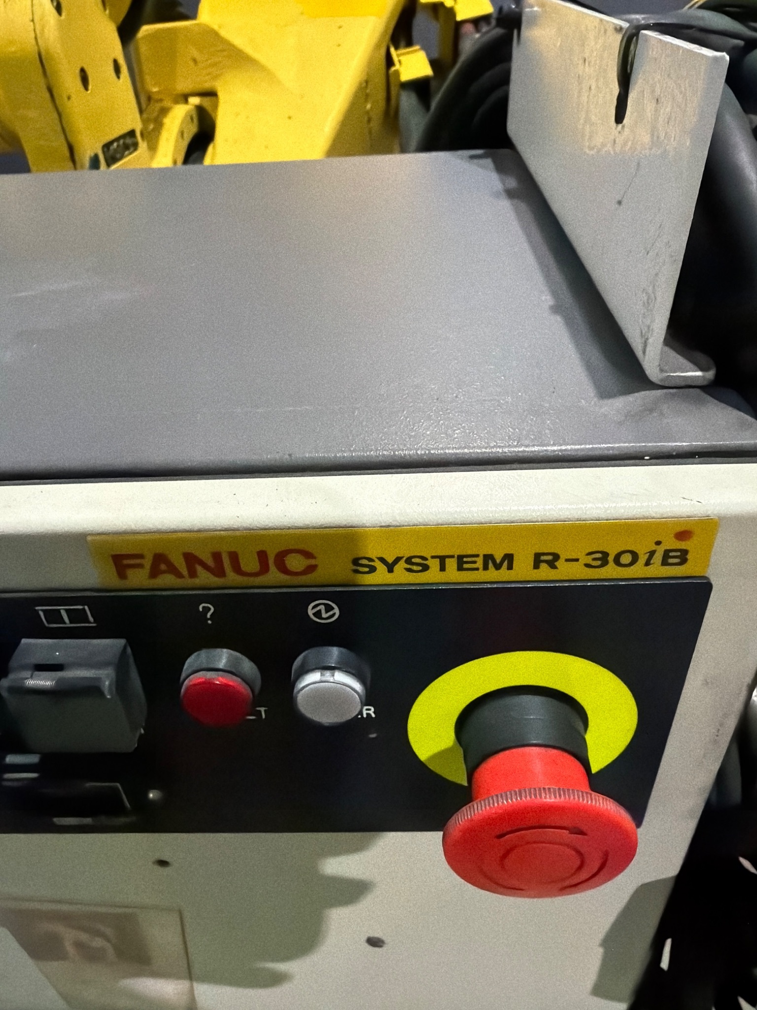 FANUC R-2000iB/210F Complete w/ R-30iB Controls USED 12