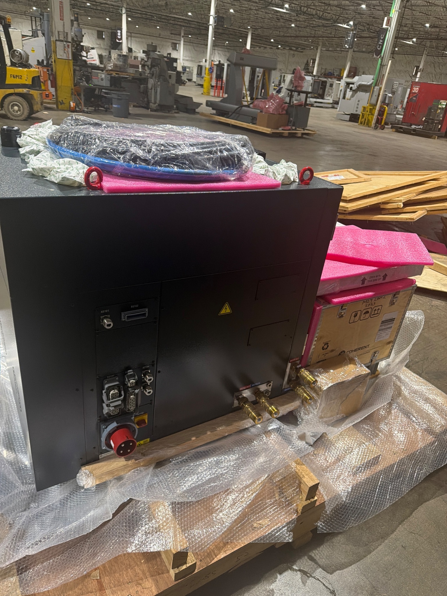 COHERENT Highlight FL2000 FFC Fiber Laser System NEW 3