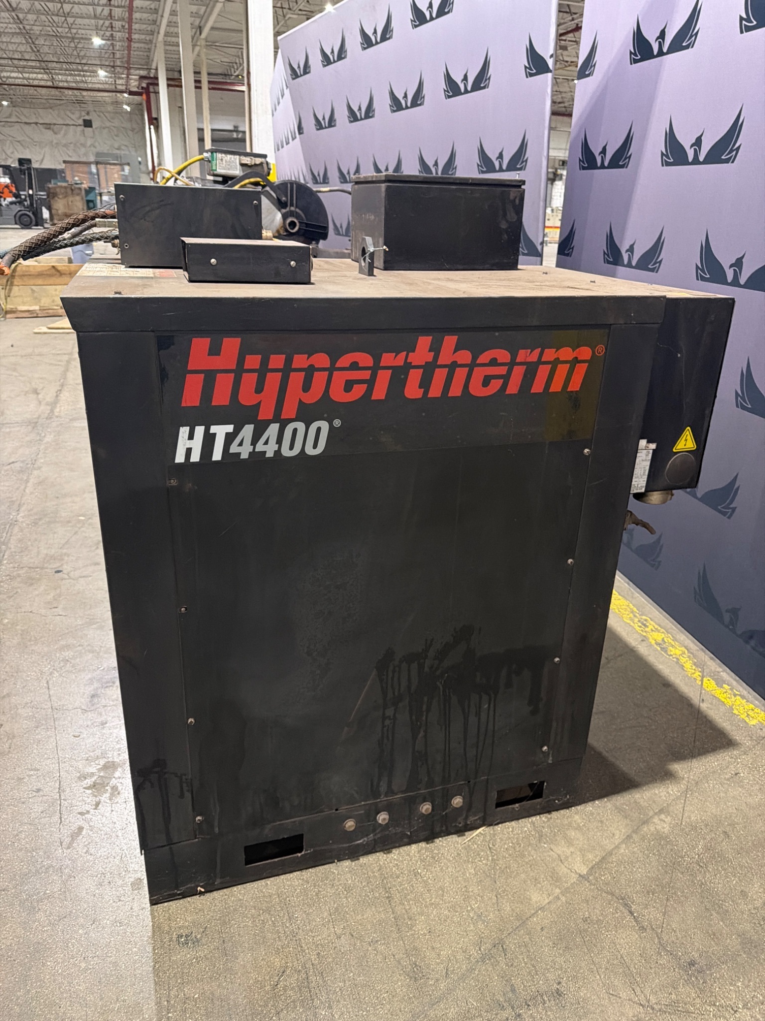 HYPERTHERM HT4400 Plasma Cutting System USED 3