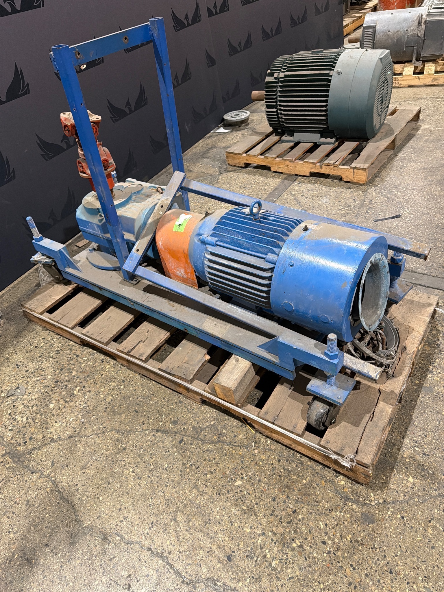 BALDOR ZDM2333T AC Motor w/ SEW-EURODRIVE KF87AD3 Gear Drive USED AS-IS 3