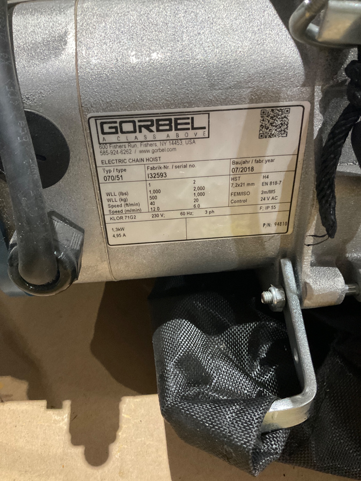 GORBEL 070/51 1-TON CAPACITY ENCLOSED TRACK HOIST TROLLEY USED 2