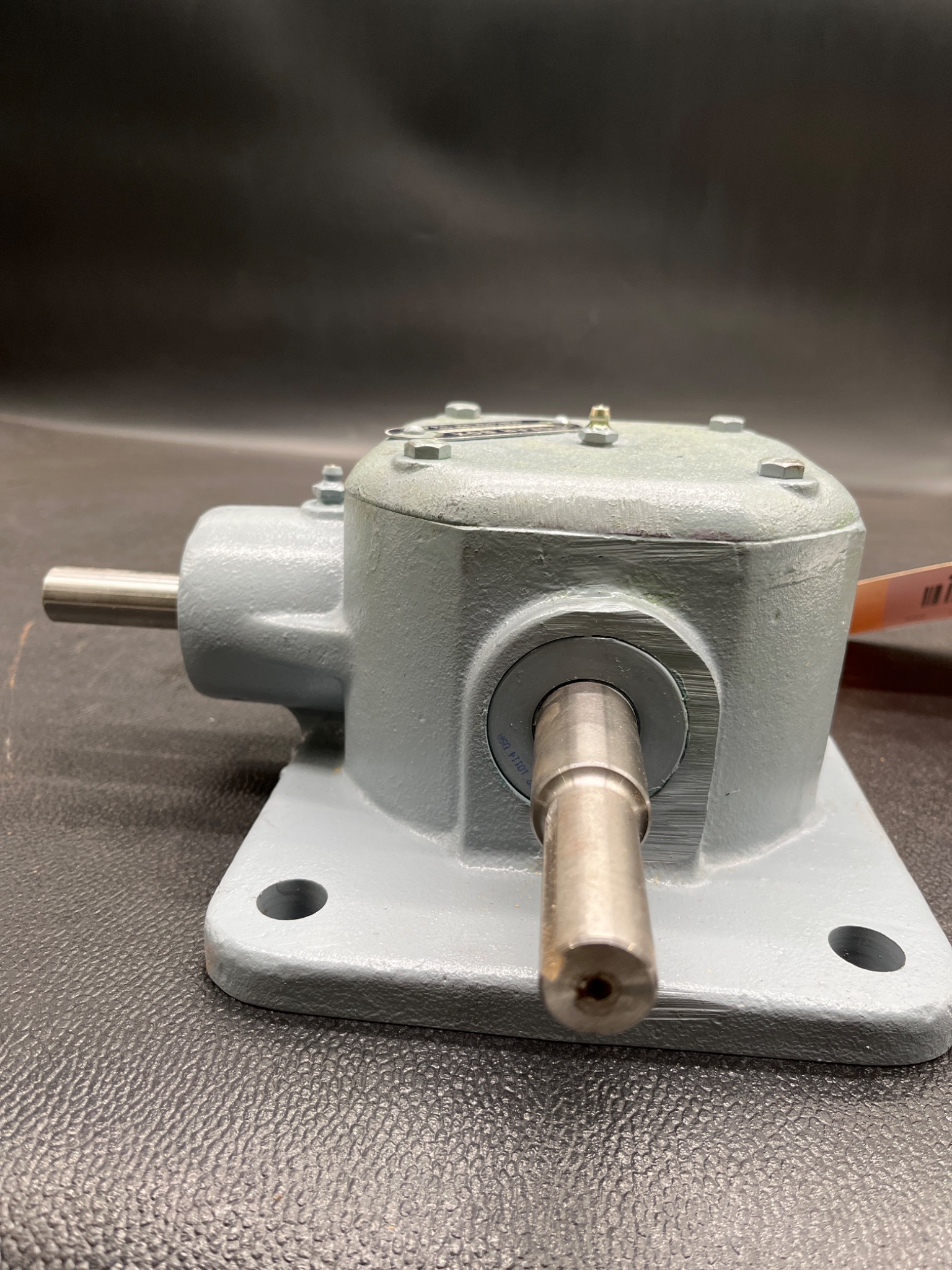 DUFF-NORTON SK2658M2L Industrial 3-Way Gear Box USED 1