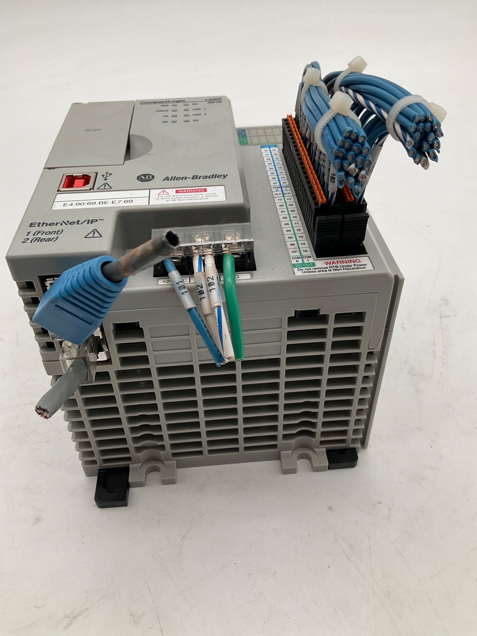 ALLEN BRADLEY 1769-L24ER-QB1B CompactLogix 750KB D I/O Controller USED 1