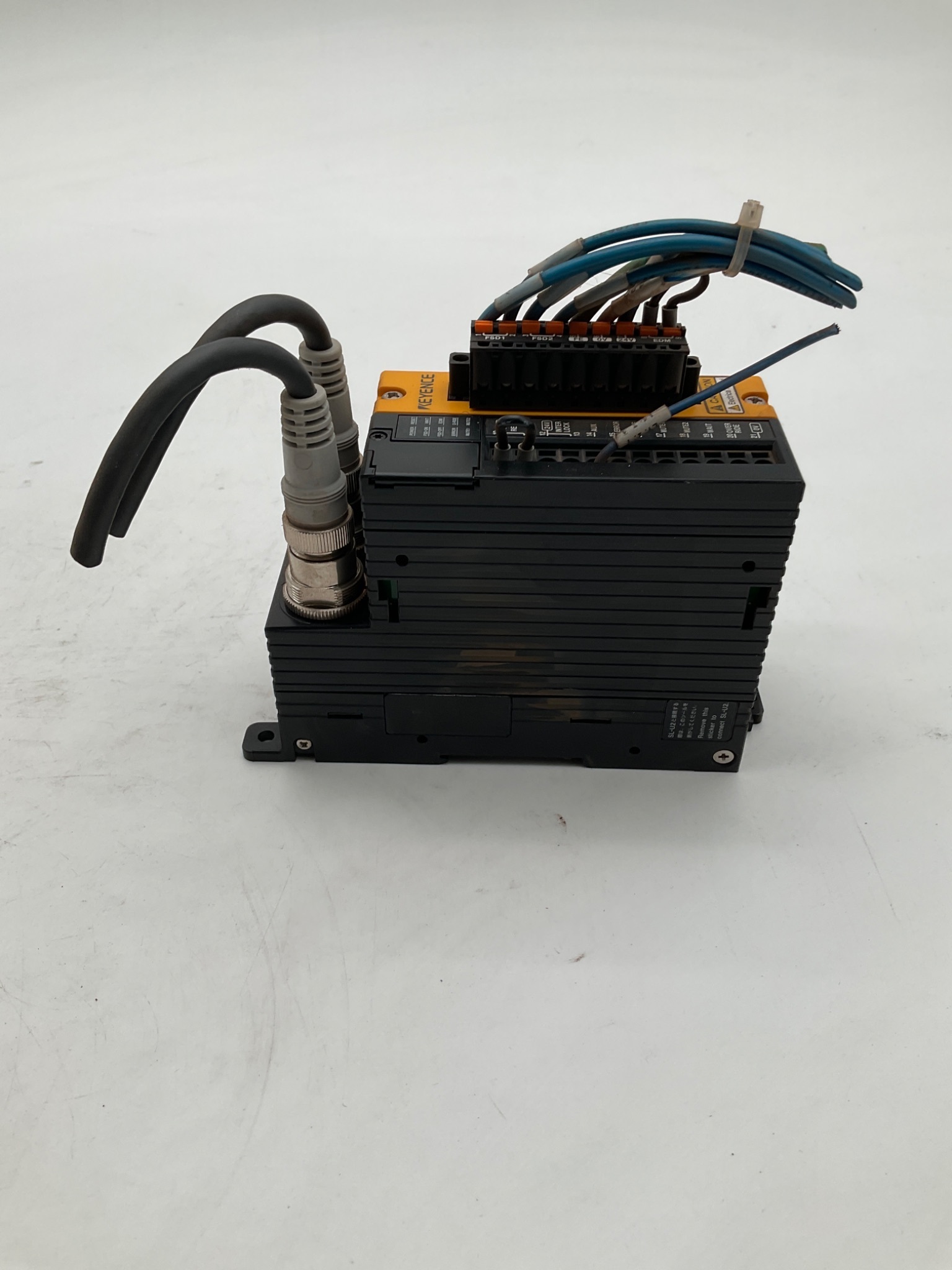 KEYENCE GL-T11R Safety Relay Terminal USED 2