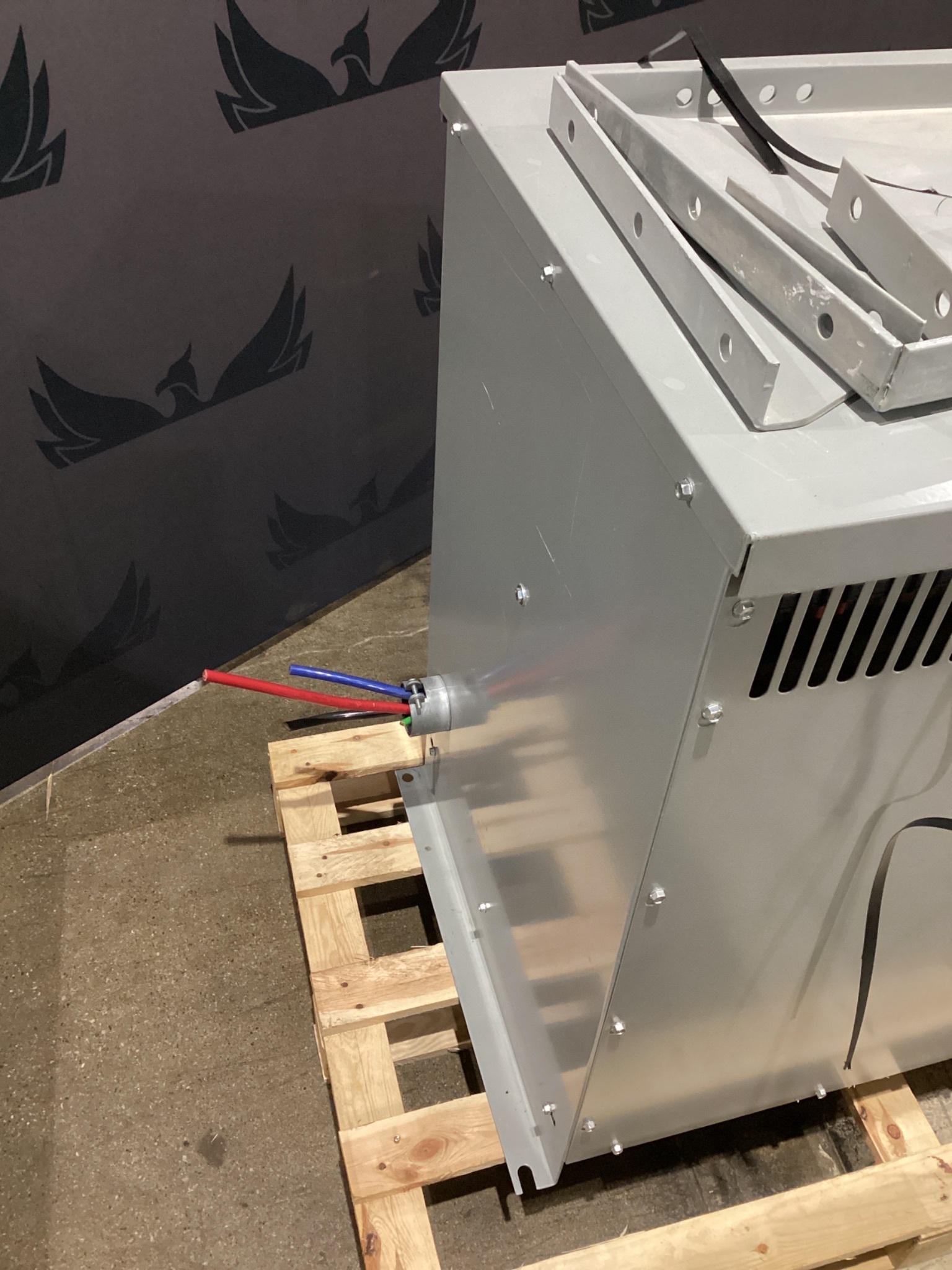 GE 9T10A1344 Transformer 208V - 480Y/277V 75 KVA 3PH USED 1