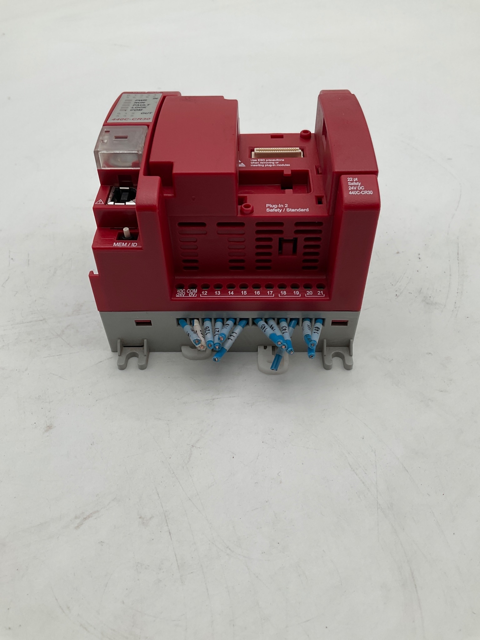 ALLEN BRADLEY 440C-CR30-22BBB GuardMaster Safety Relay USED 1