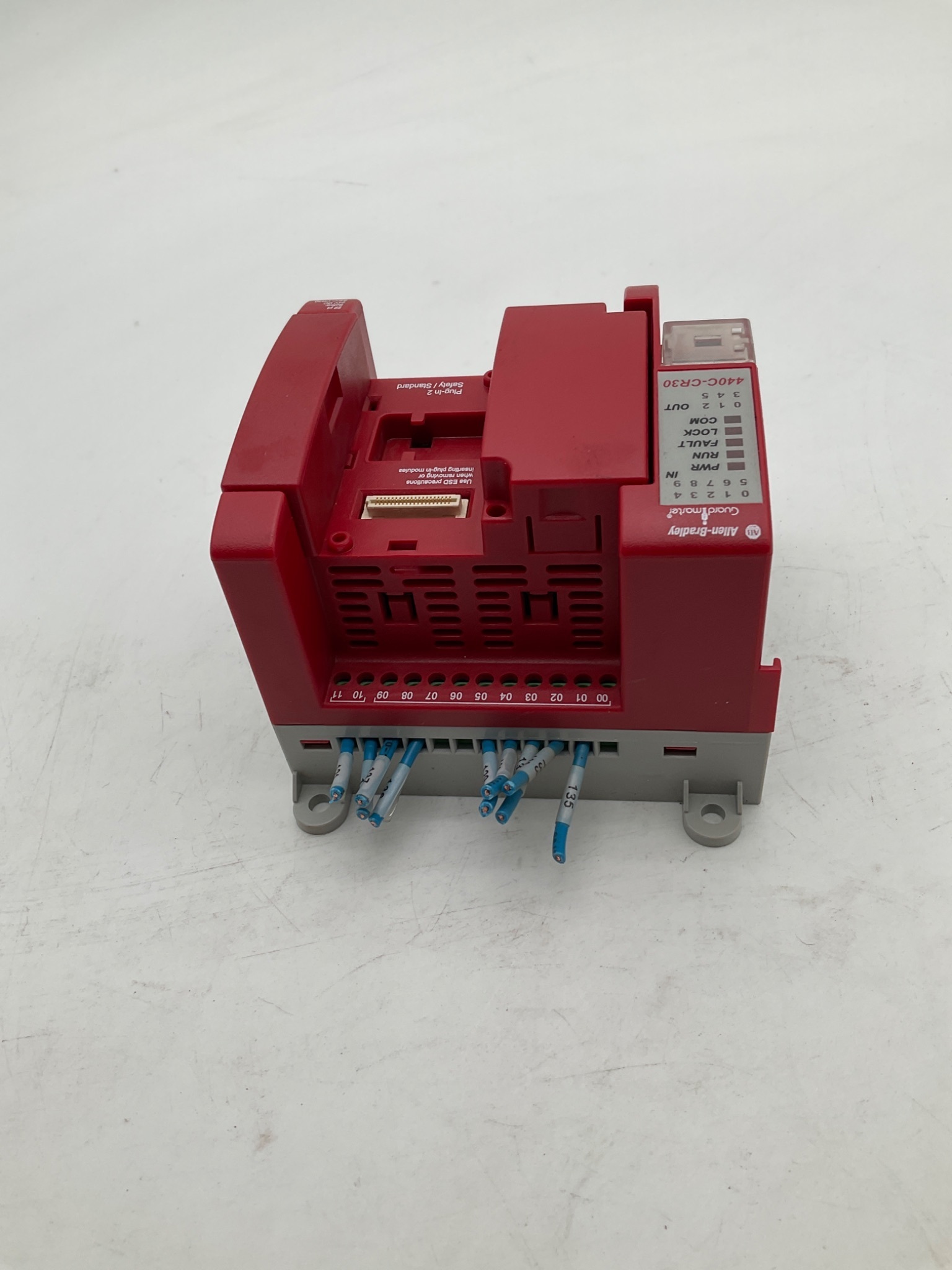 ALLEN BRADLEY 440C-CR30-22BBB GuardMaster Safety Relay USED 3