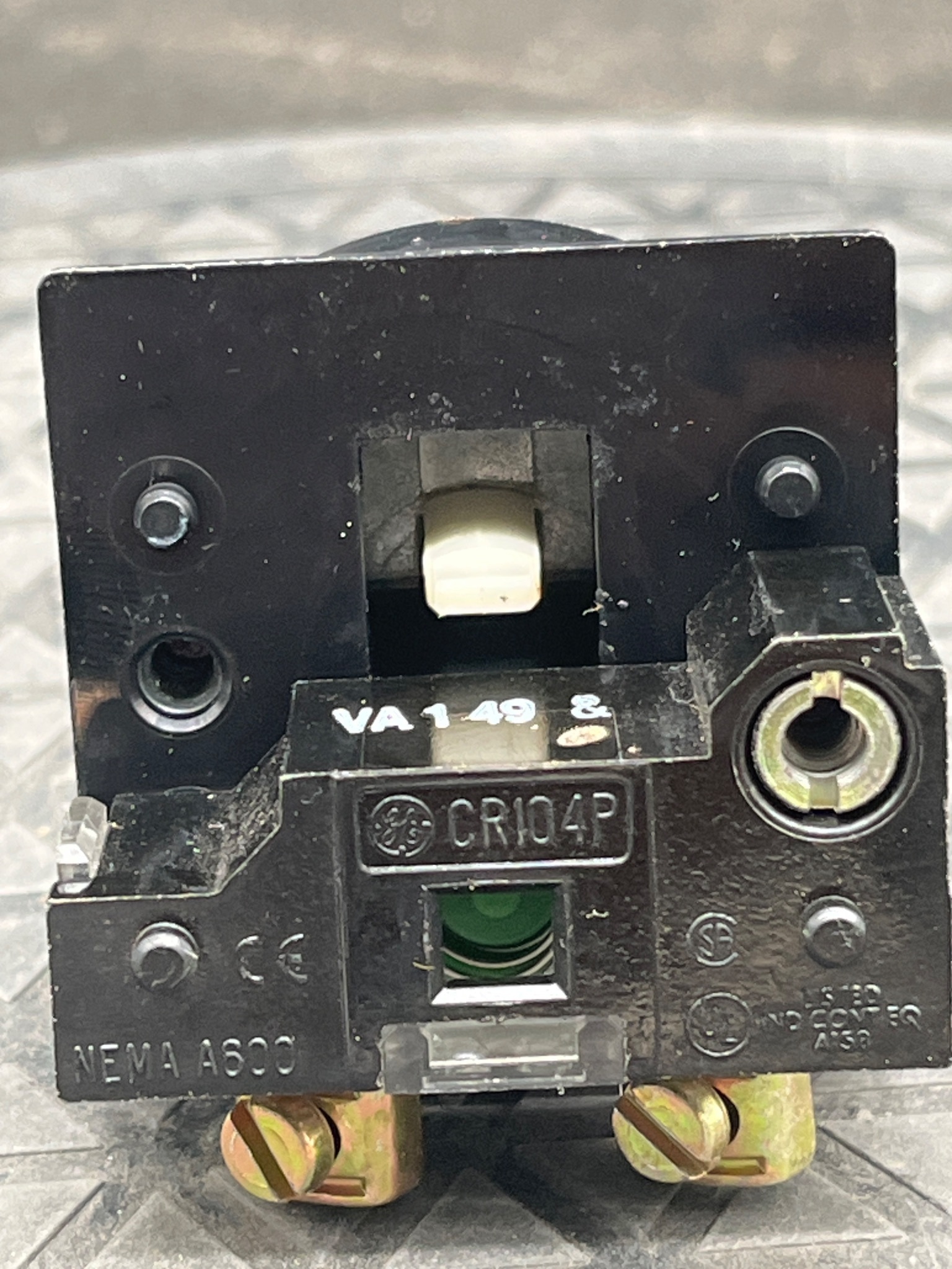 GENERAL ELECTRIC CR104PBG10B1 Black Pushbutton NEW 8