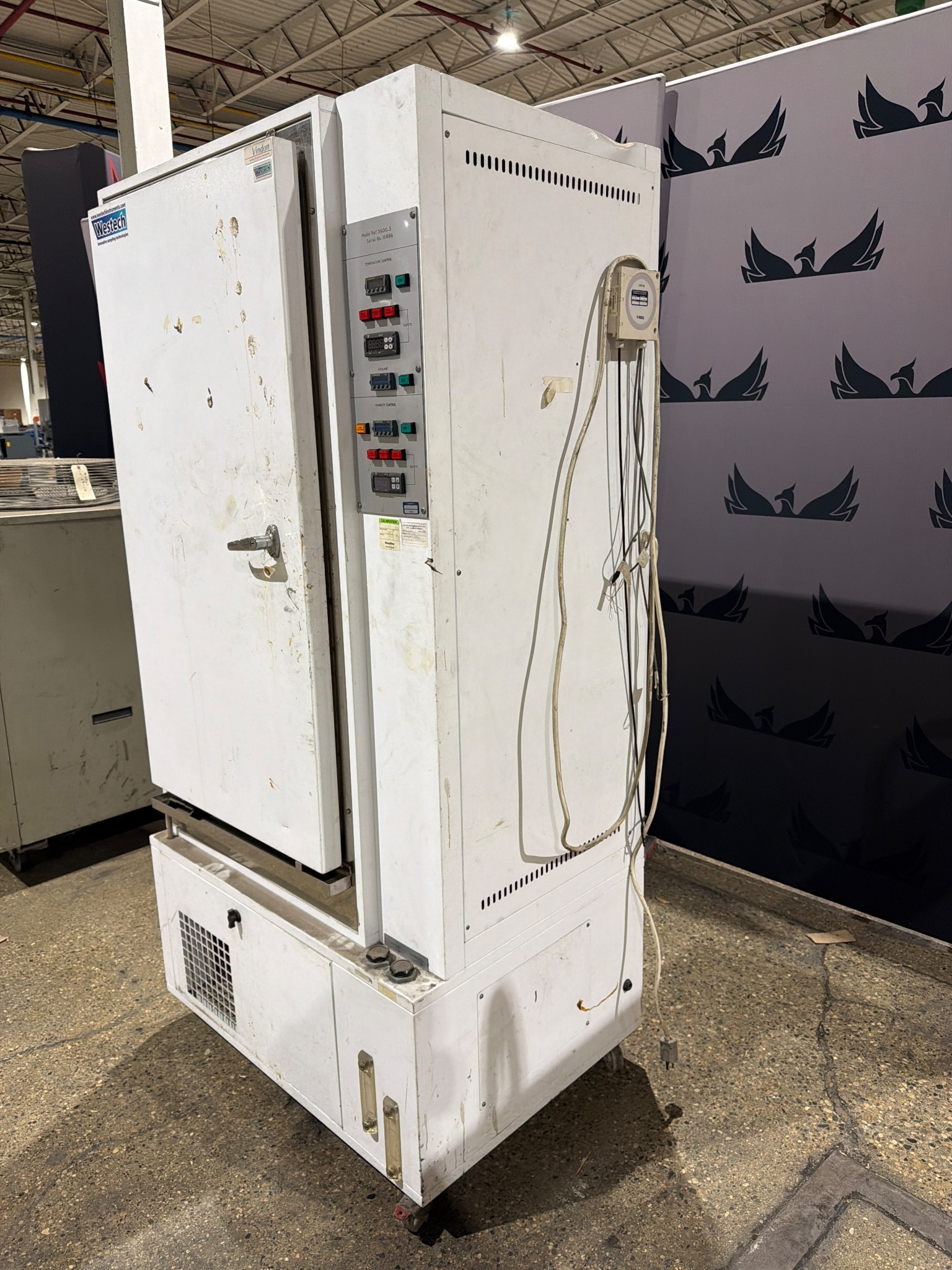 VINDON SCIENTIFIC 5600-S Environmental Chamber 110V 1750W USED 1