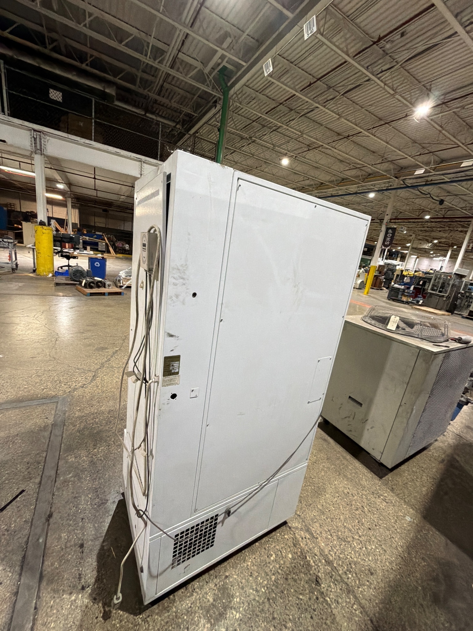 VINDON SCIENTIFIC 5600-S Environmental Chamber 110V 1750W USED 3