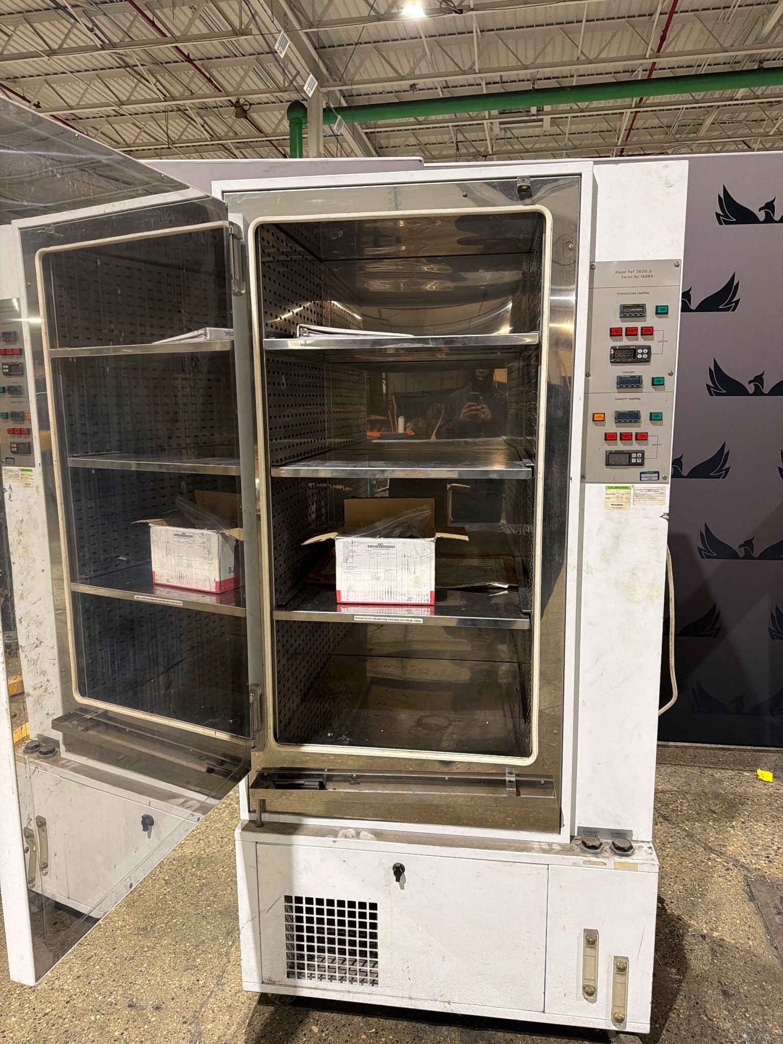VINDON SCIENTIFIC 5600-S Environmental Chamber 110V 1750W USED 4