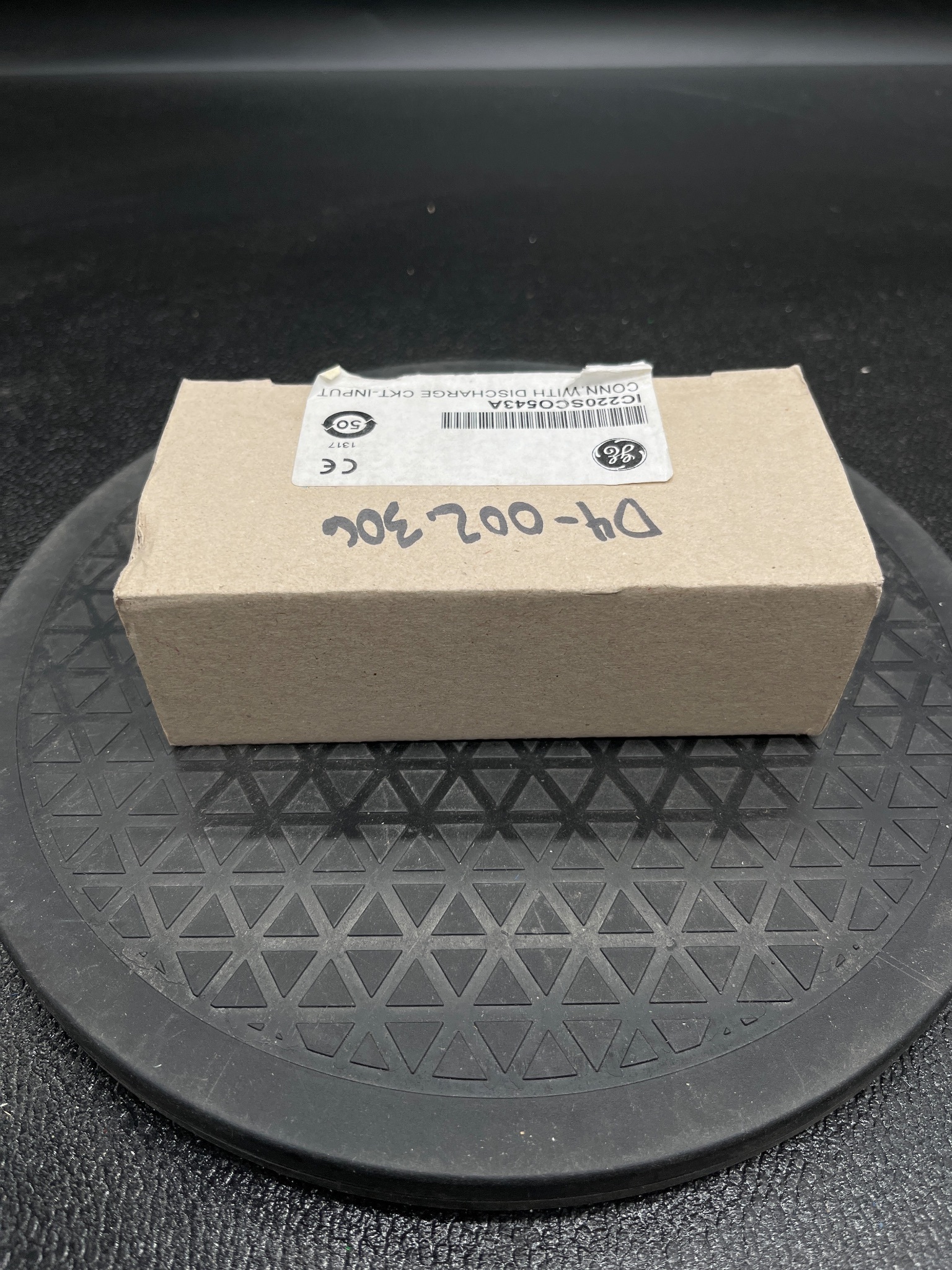 GE IC220SCO543A Connector with Discharge CKT-Input 4-Pack NEW 2