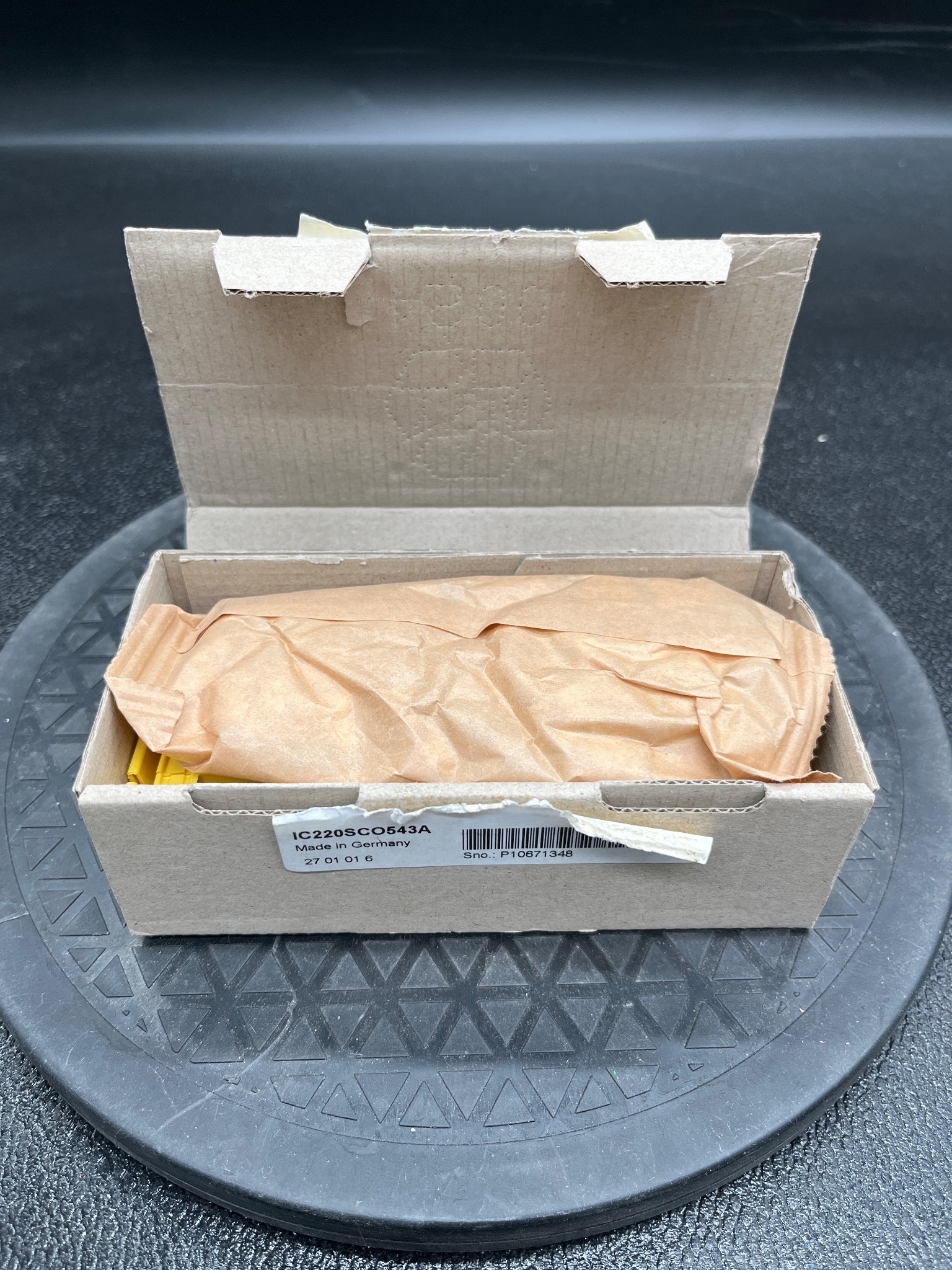 GE IC220SCO543A Connector with Discharge CKT-Input 4-Pack NEW 4