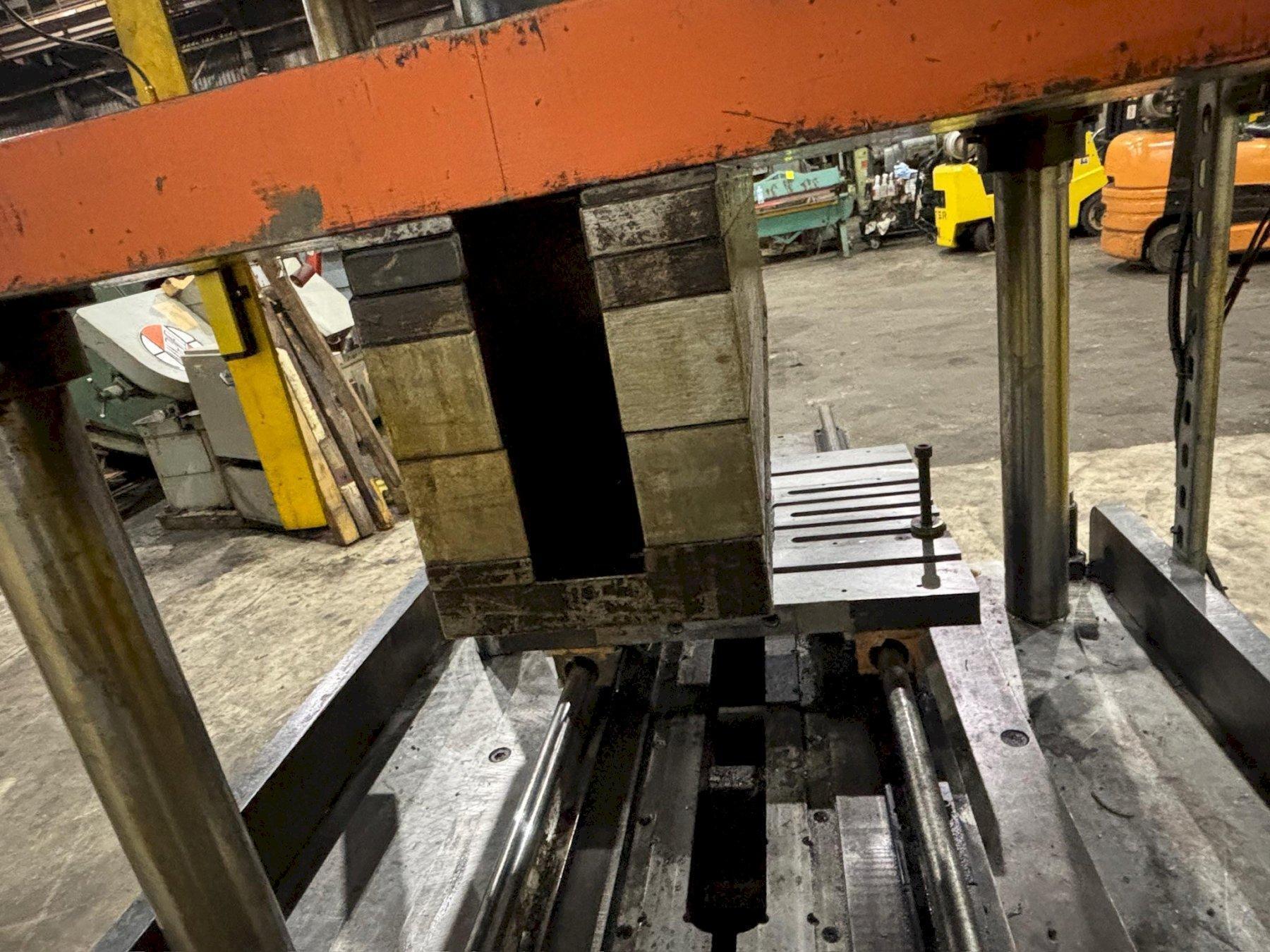 100 TON ROLLFORM INC HYDRAULIC 4 POST CUTOFF & POWER UNIT, 12" STROKE USED 14