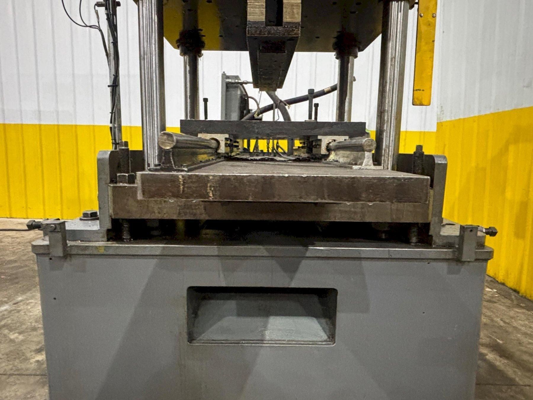 100 TON ROLLFORM INC HYDRAULIC 4 POST CUTOFF & POWER UNIT, 12" STROKE USED 16