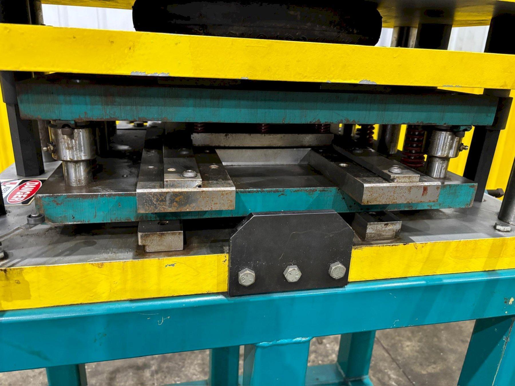 7 TON AIRAM MODEL #AP7 PNEUMATIC CUTOFF PRESS USED 2