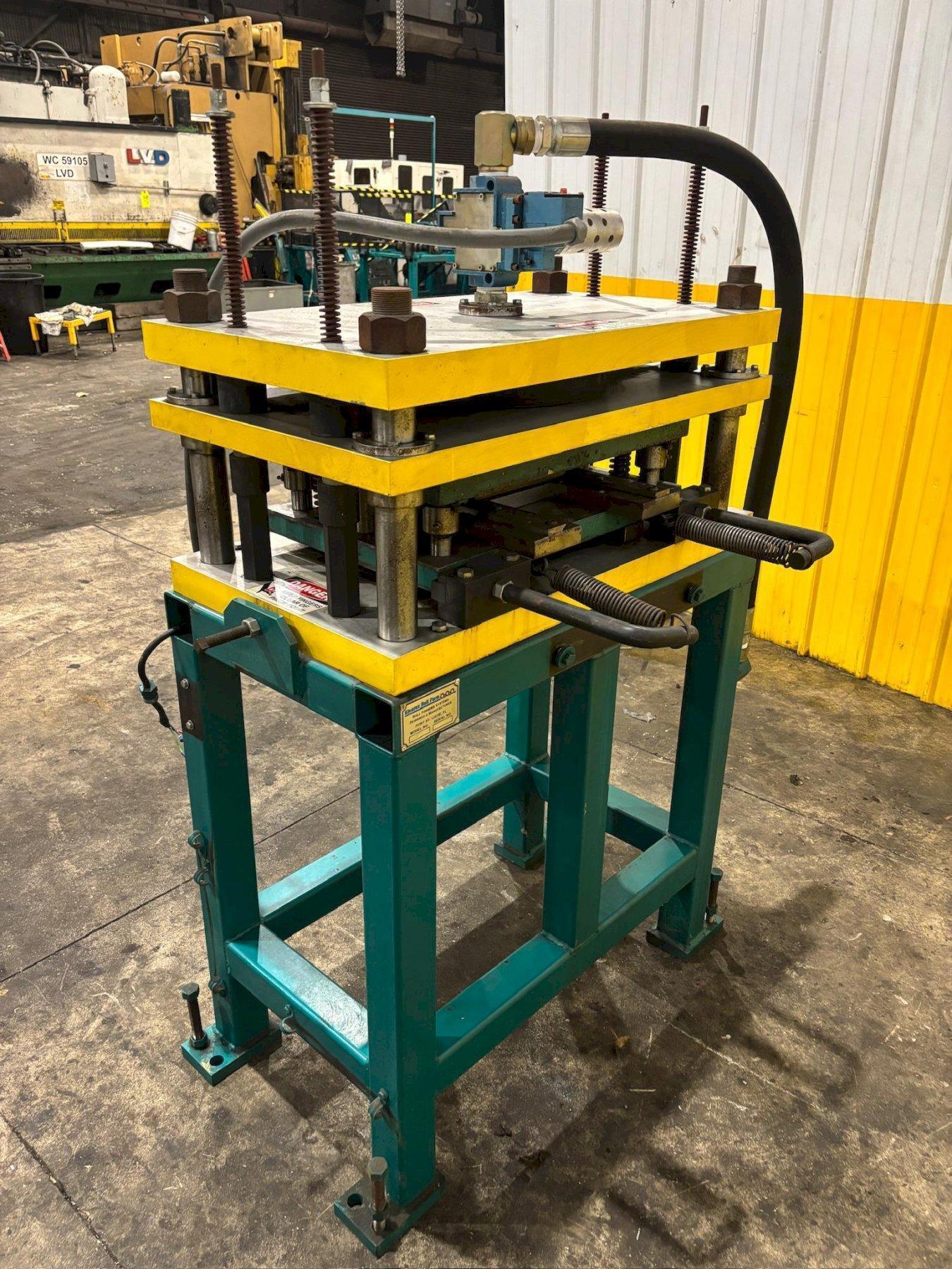 7 TON AIRAM MODEL #AP7 PNEUMATIC CUTOFF PRESS USED 4