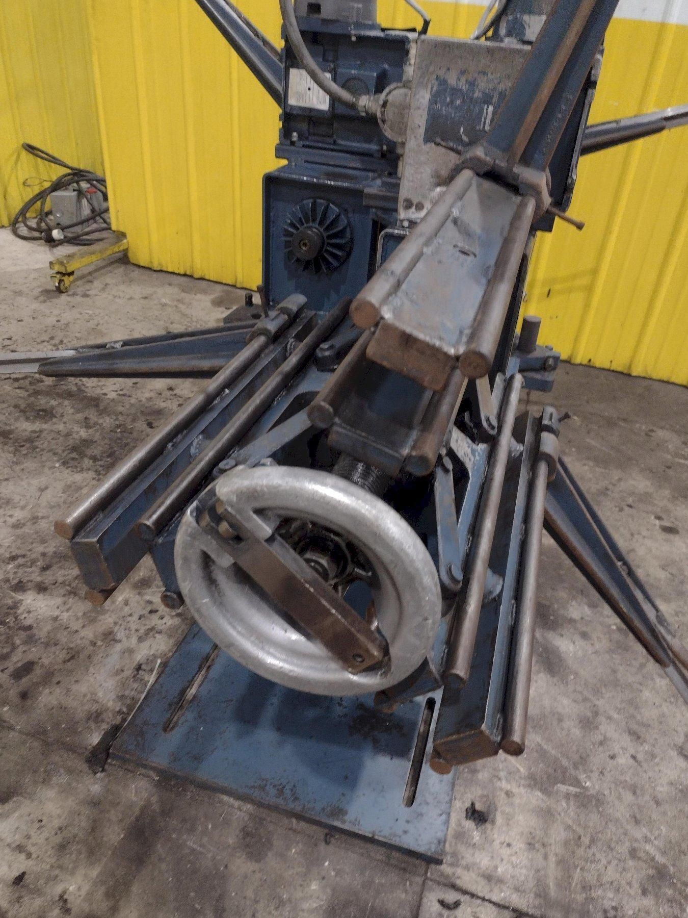 1,600 X 18" CWP MODEL #2RDM MOTORIZED DOUBLE END COIL REEL UNCOILER USED 6