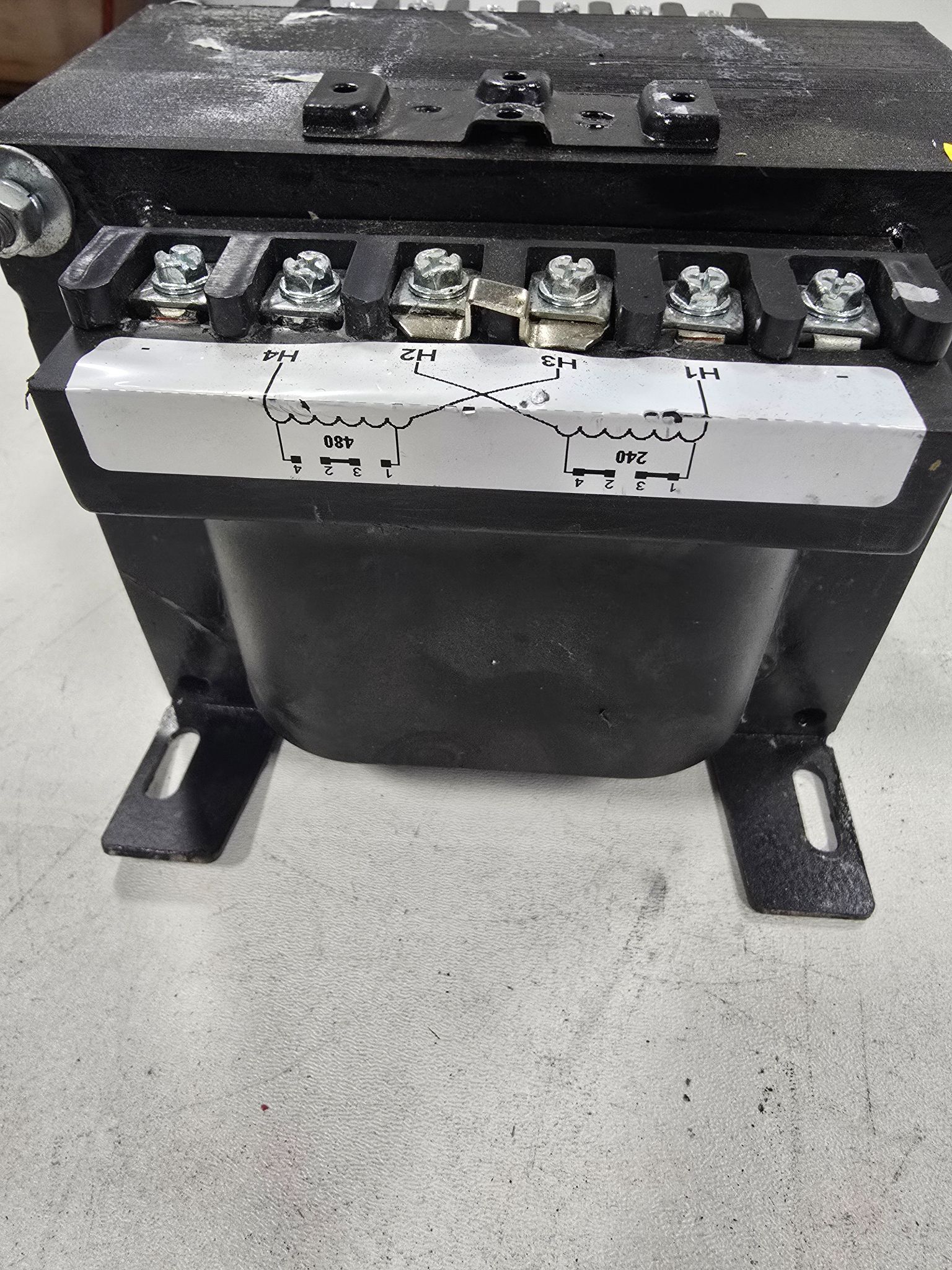 ALLEN BRADLEY 1497B-A11-M14-0-N USED 4