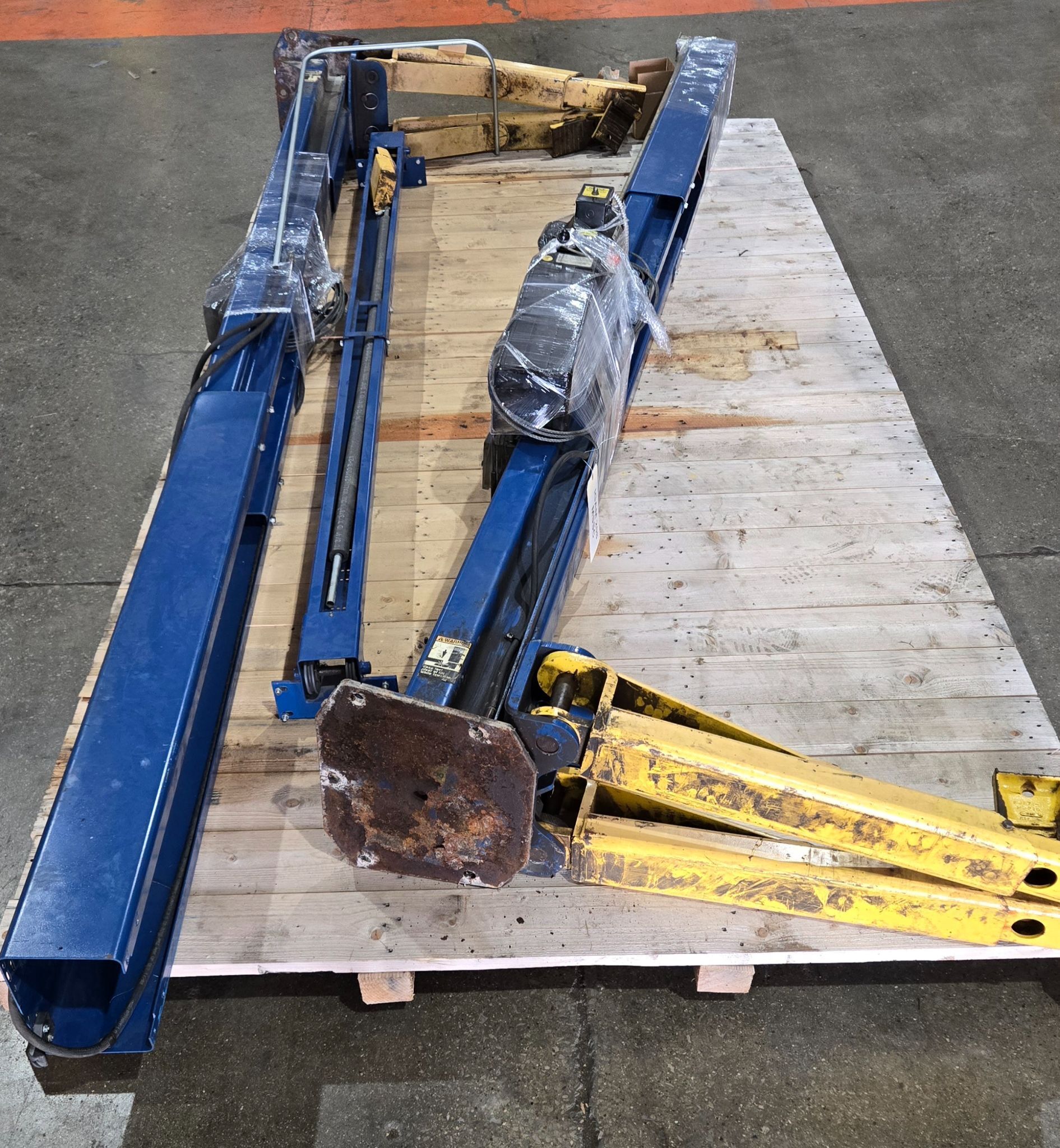 ROTARY 2-Post Vehicle Lift USED 2