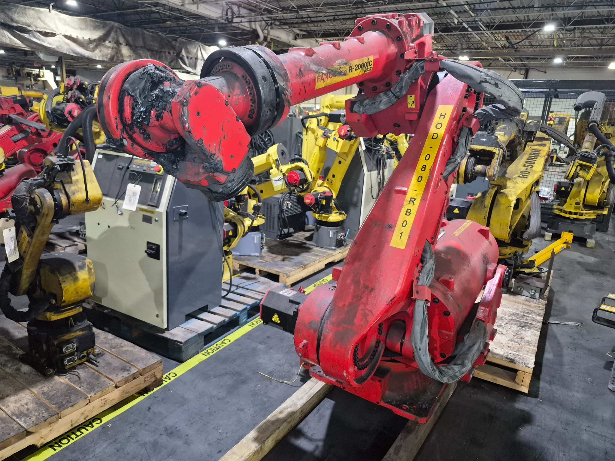 FANUC R-2000iC/210R Industrial Robot Arm USED 1