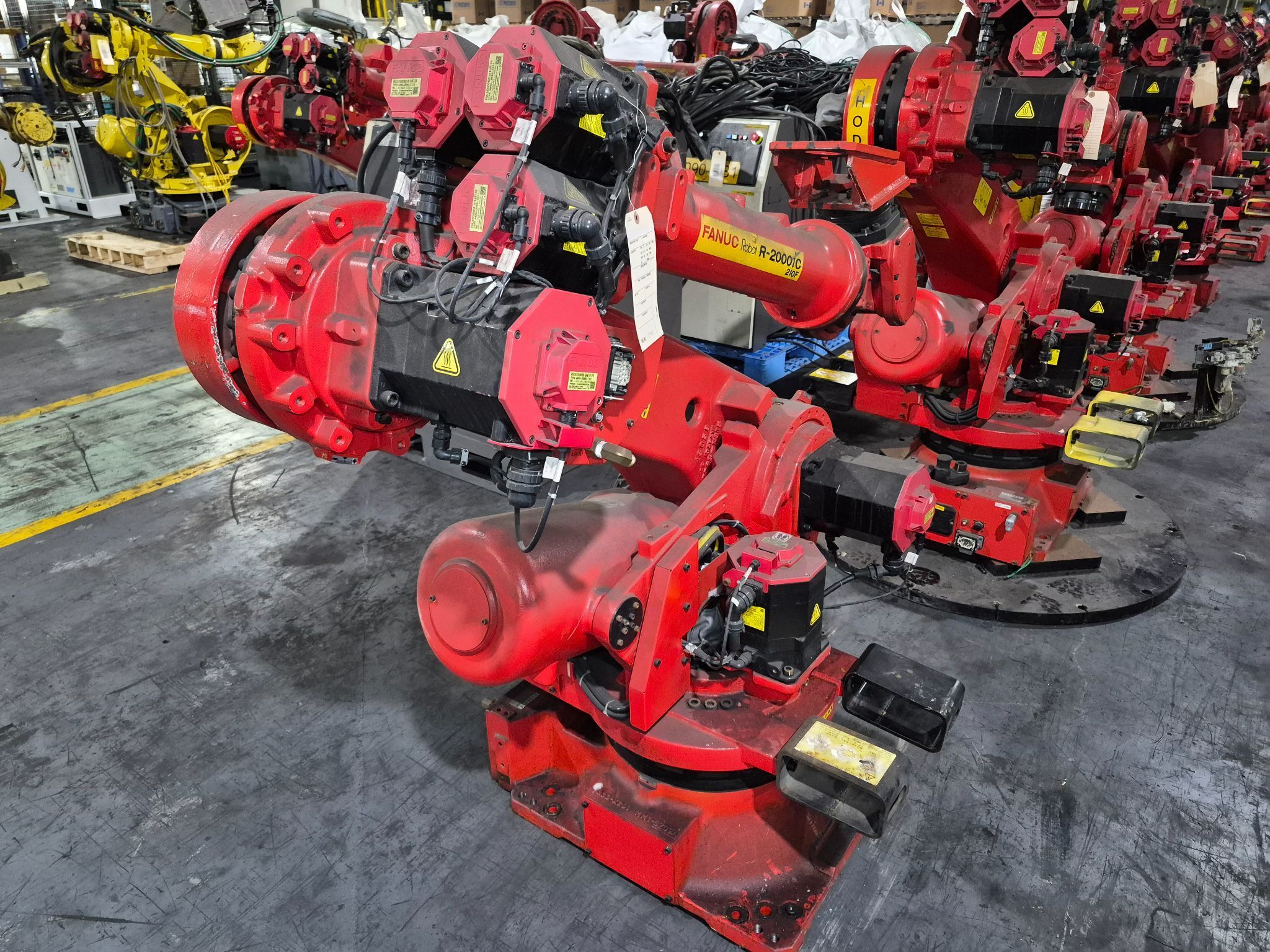 FANUC R-2000iC/210F Industrial Robot Arm USED 1