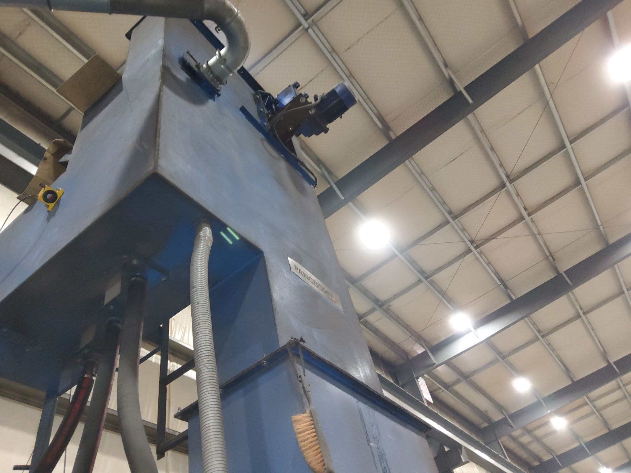 PANGBORN ES-1921-109 ROTOBLAST STRUCTURAL STEEL BLAST MACHINE USED 3