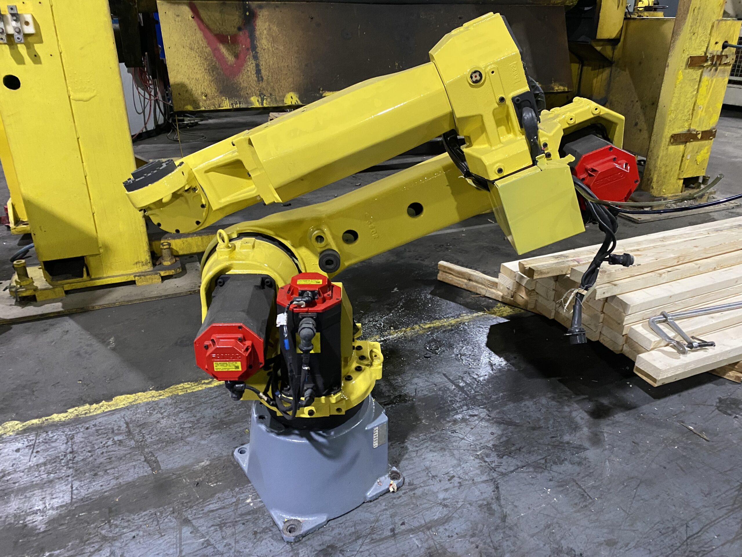 FANUC ArcMate 120iC 6‑Axis Industrial Welding Robot REFURBISHED 0