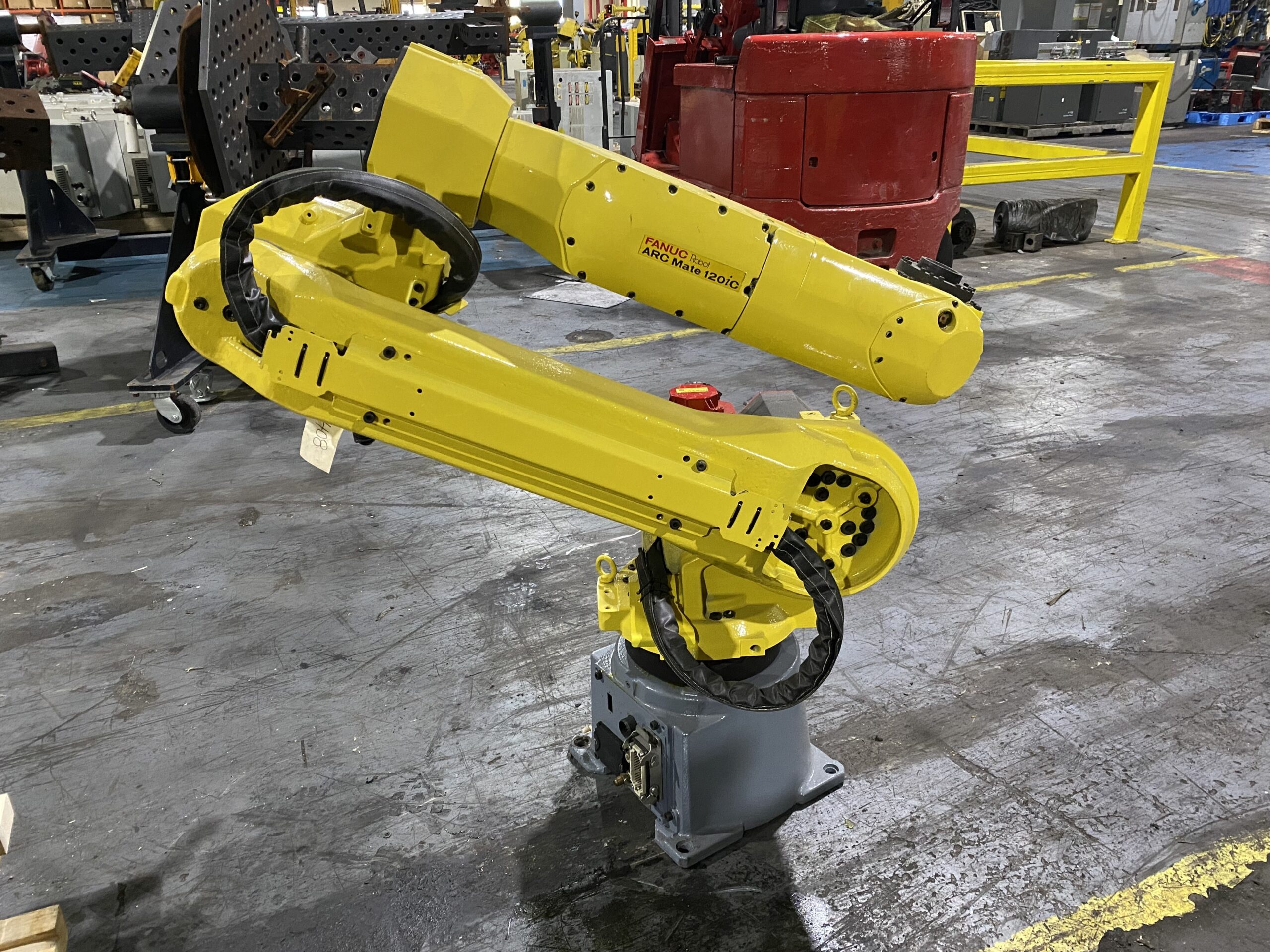 FANUC ArcMate 120iC 6‑Axis Industrial Welding Robot REFURBISHED 1
