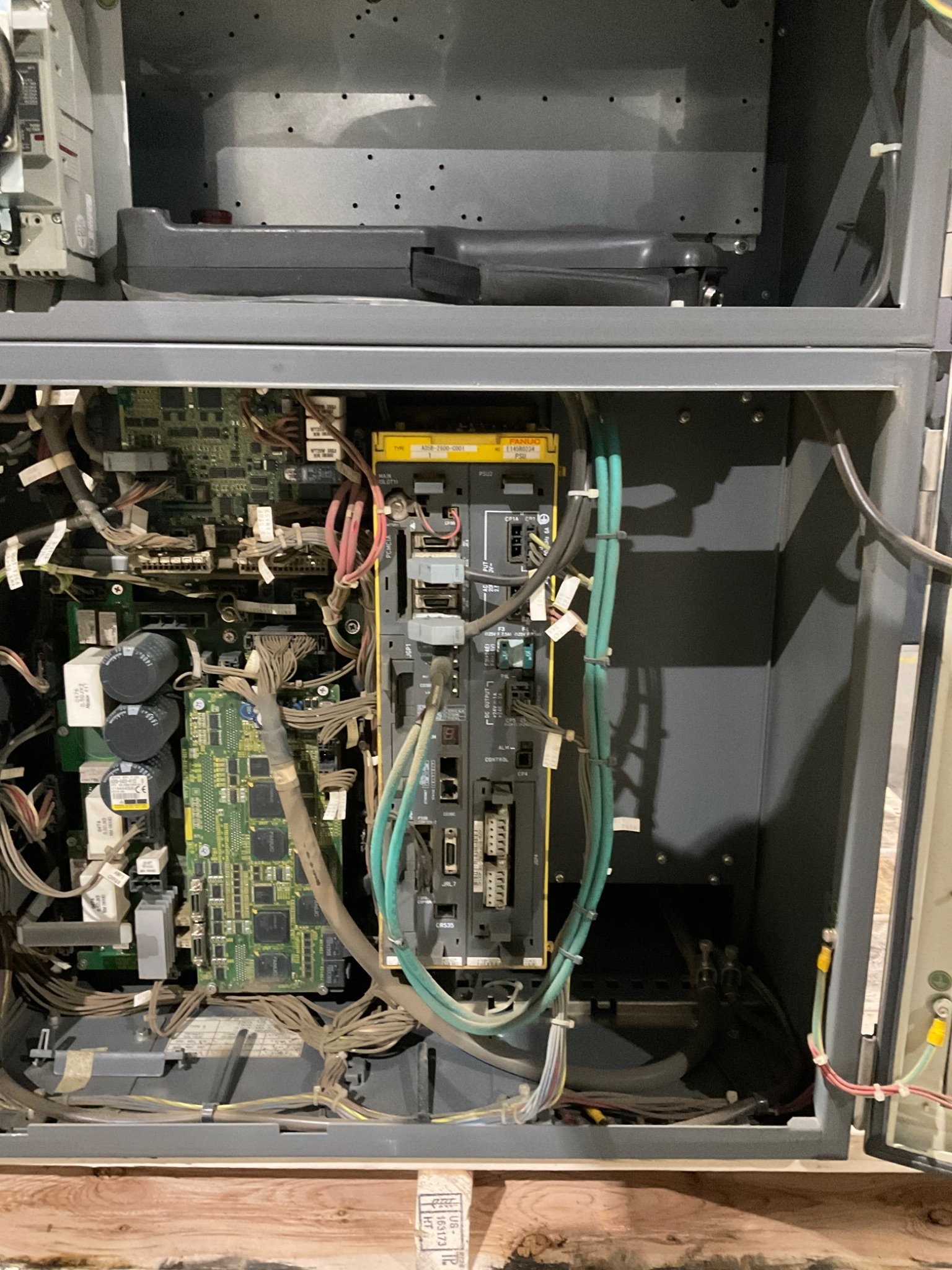 FANUC ArcMate 120iC Complete w/ R‑30iB Controller USED 2