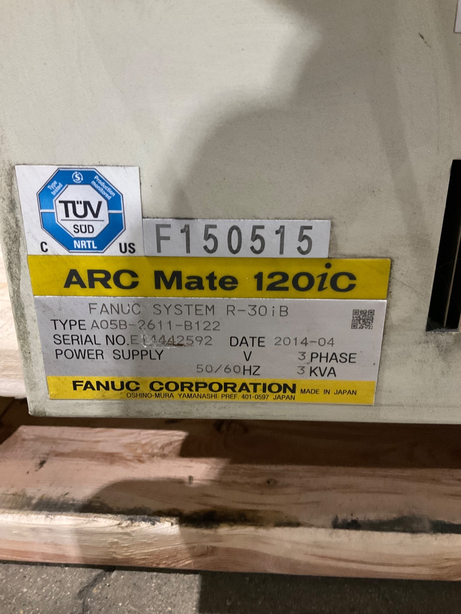 FANUC ArcMate 120iC Complete w/ R‑30iB Controller USED 5