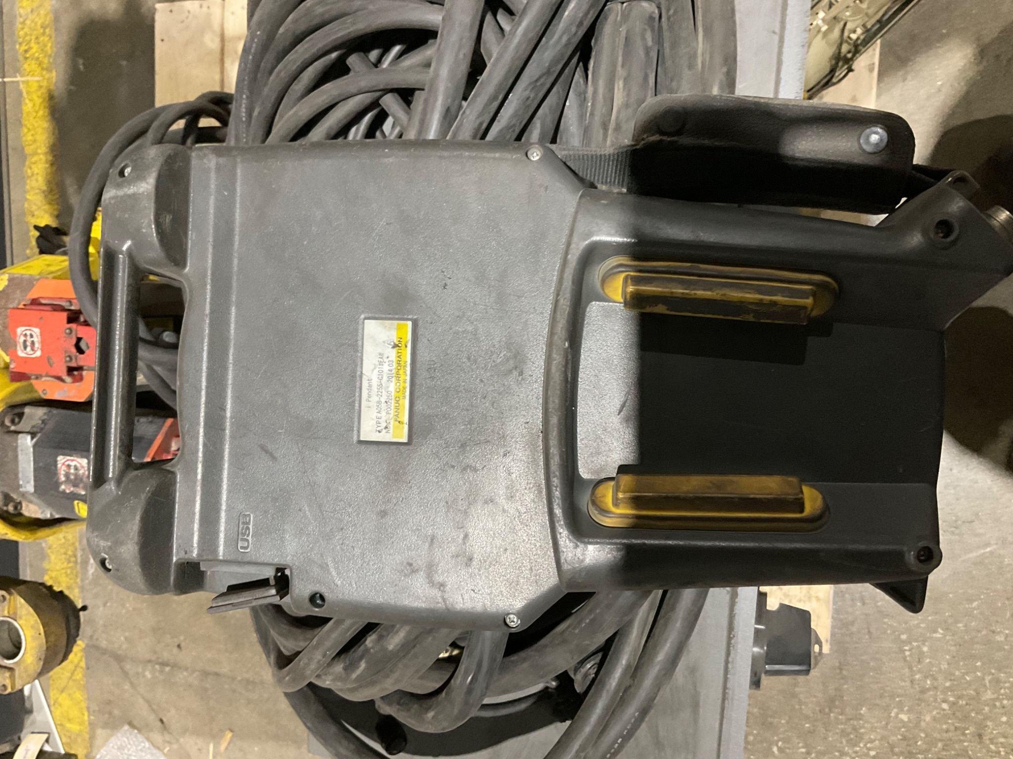 FANUC ArcMate 120iC Complete w/ R‑30iB Controller USED 4