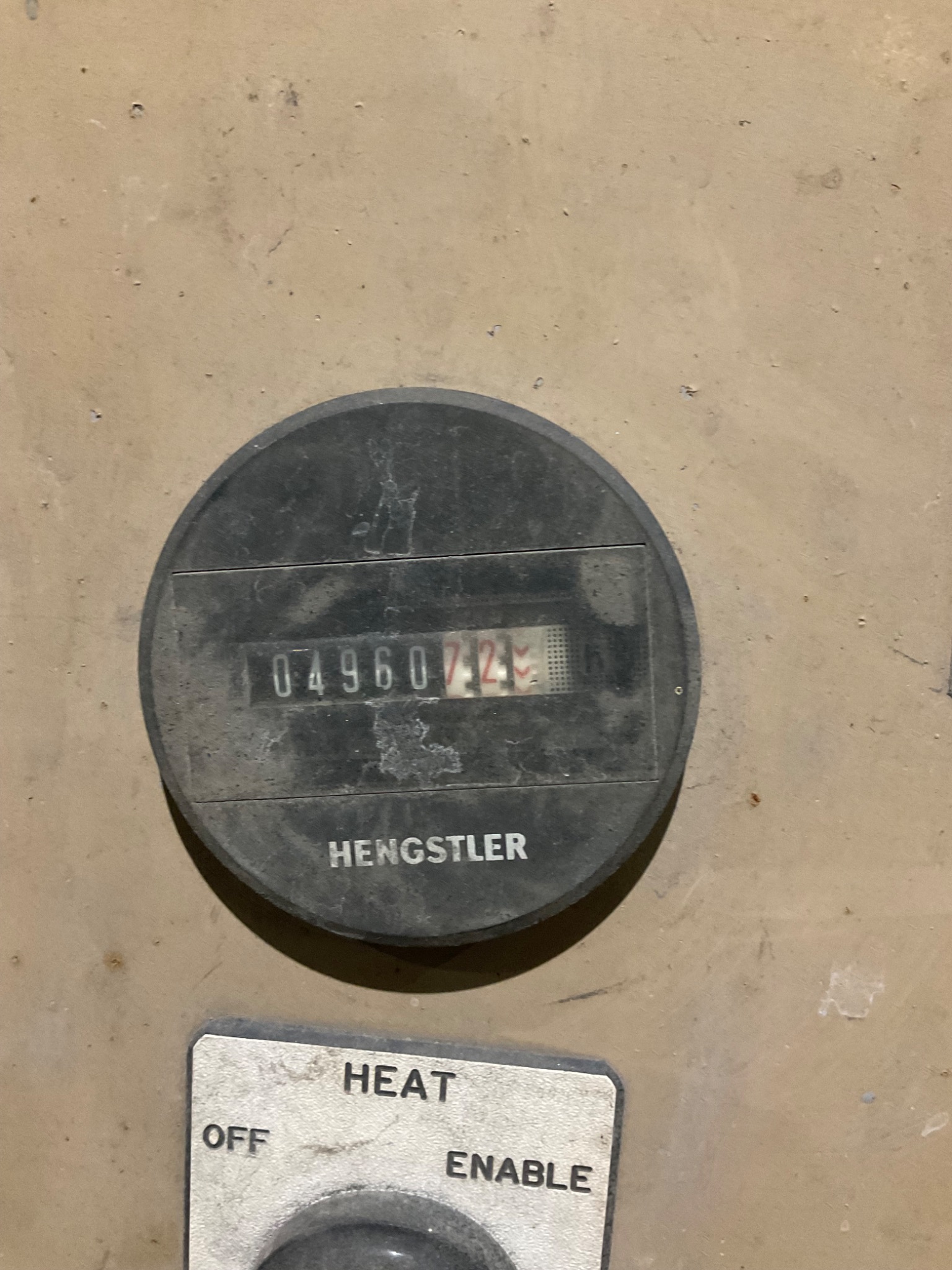 ROTO FINISH INDUSTRIAL VIBRATORY FINISHER ER SERIES USED 16