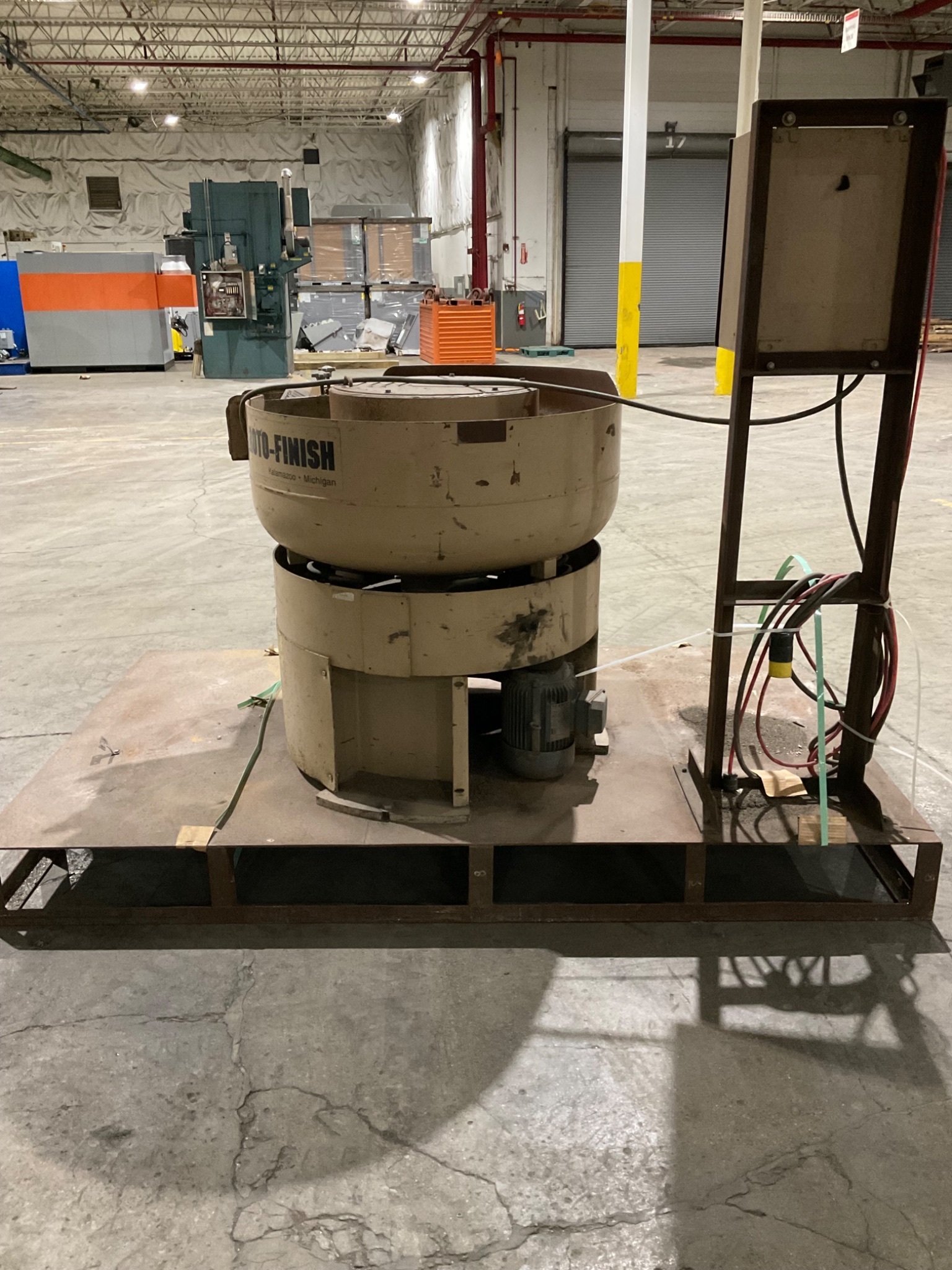 ROTO FINISH INDUSTRIAL VIBRATORY FINISHER ER SERIES USED 13
