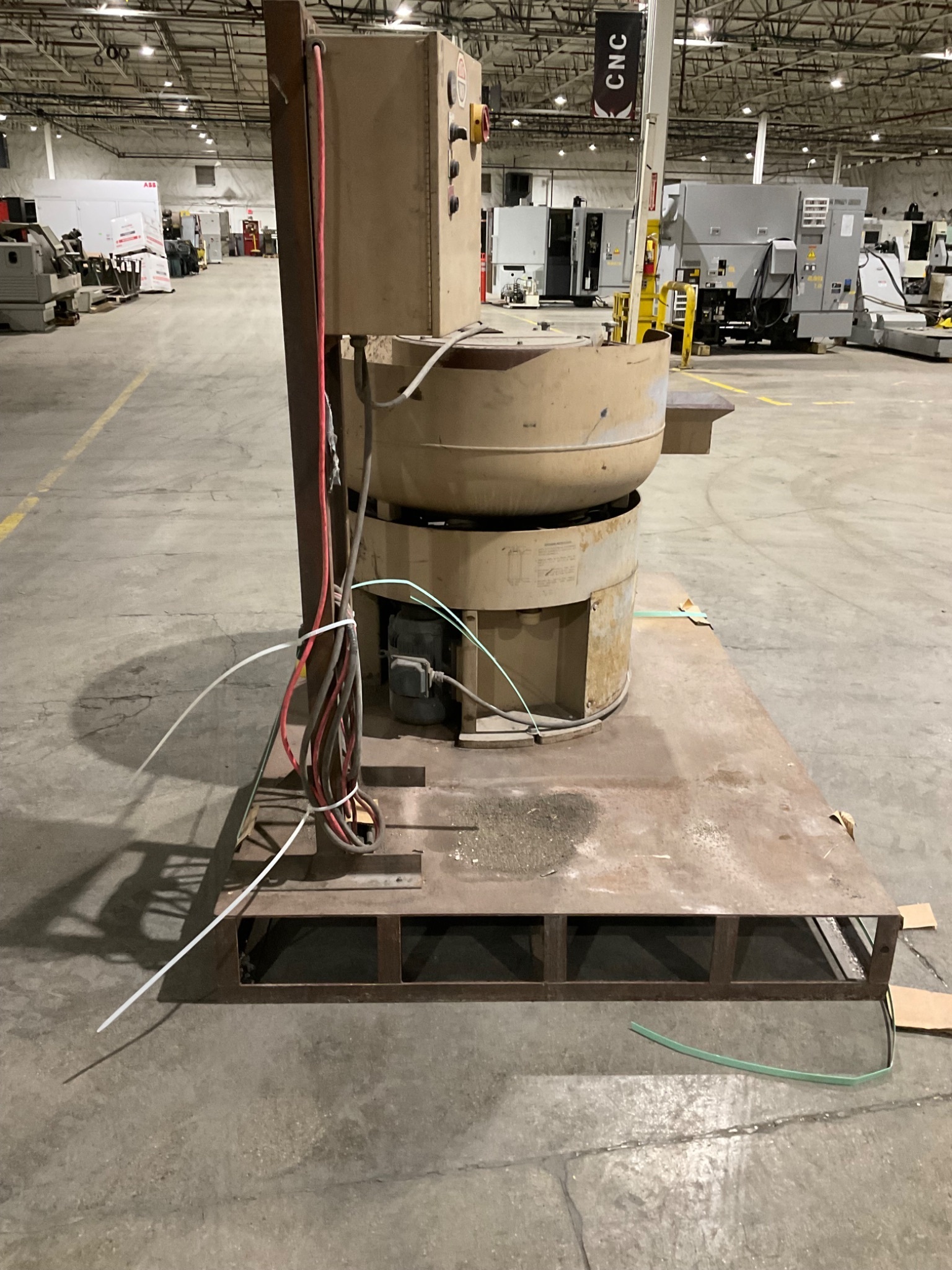 ROTO FINISH INDUSTRIAL VIBRATORY FINISHER ER SERIES USED 12