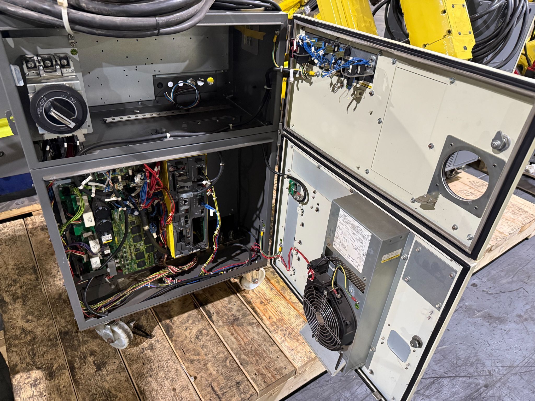 FANUC R-30iB "ArcMate 120iC" Controller USED 2