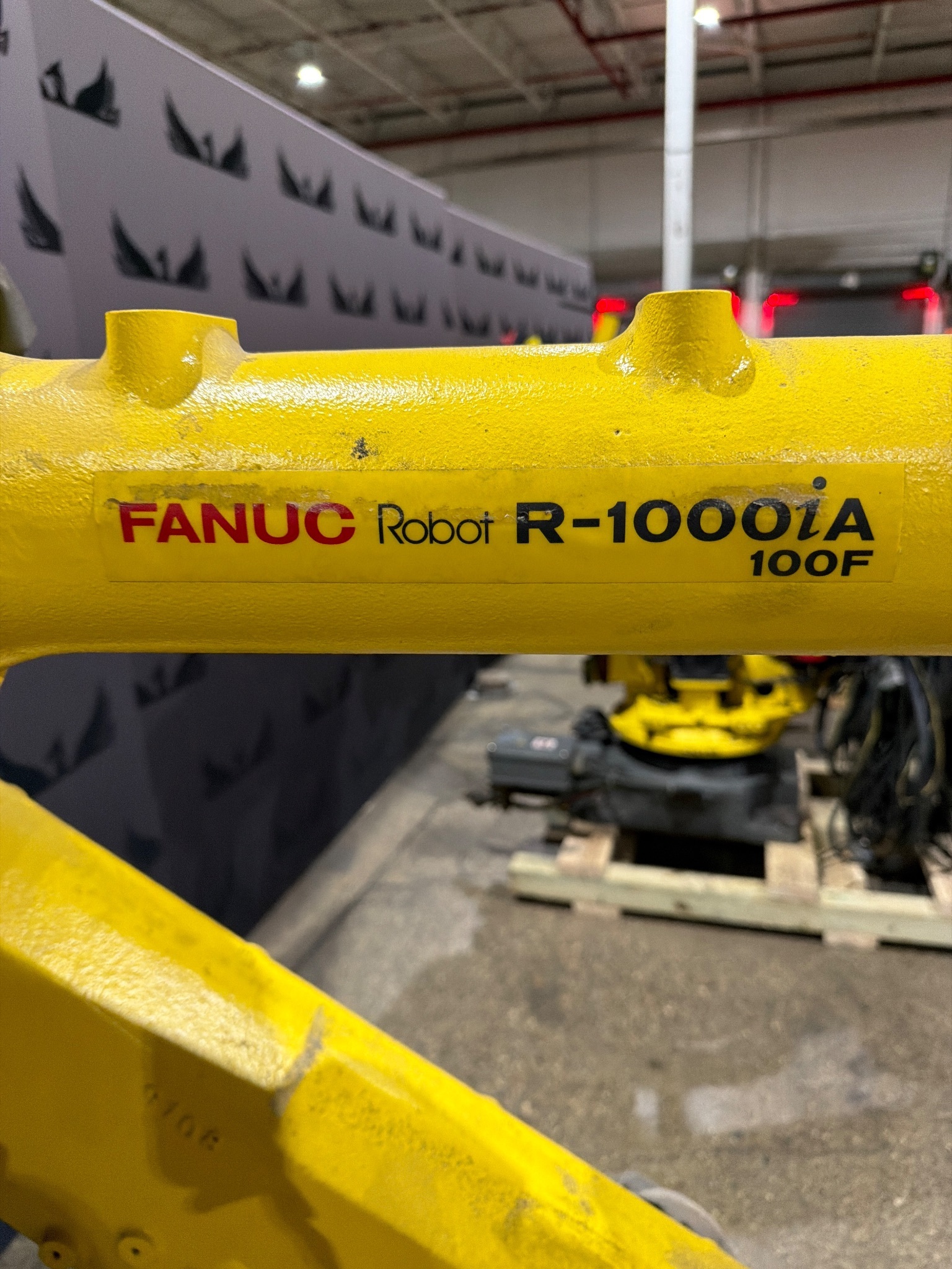 FANUC R-1000iA/100F Complete w/ R-30iB Controls USED - Missing Teach Pendant 4