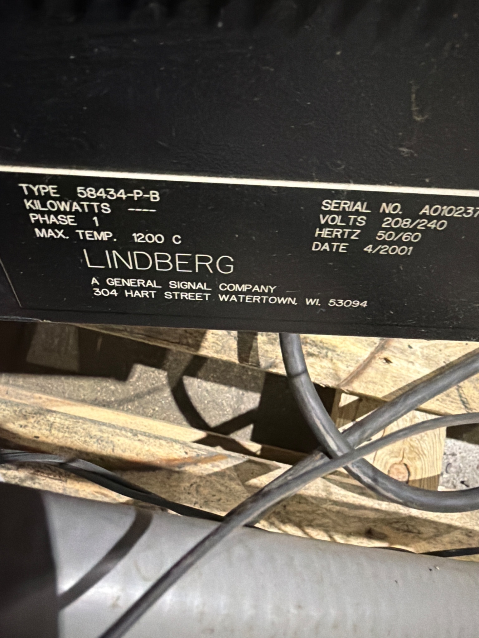 LINDBERG Blue M HTF55347C 1200°C Tube Furnace w/ 58434‑P‑B Control Console USED 4