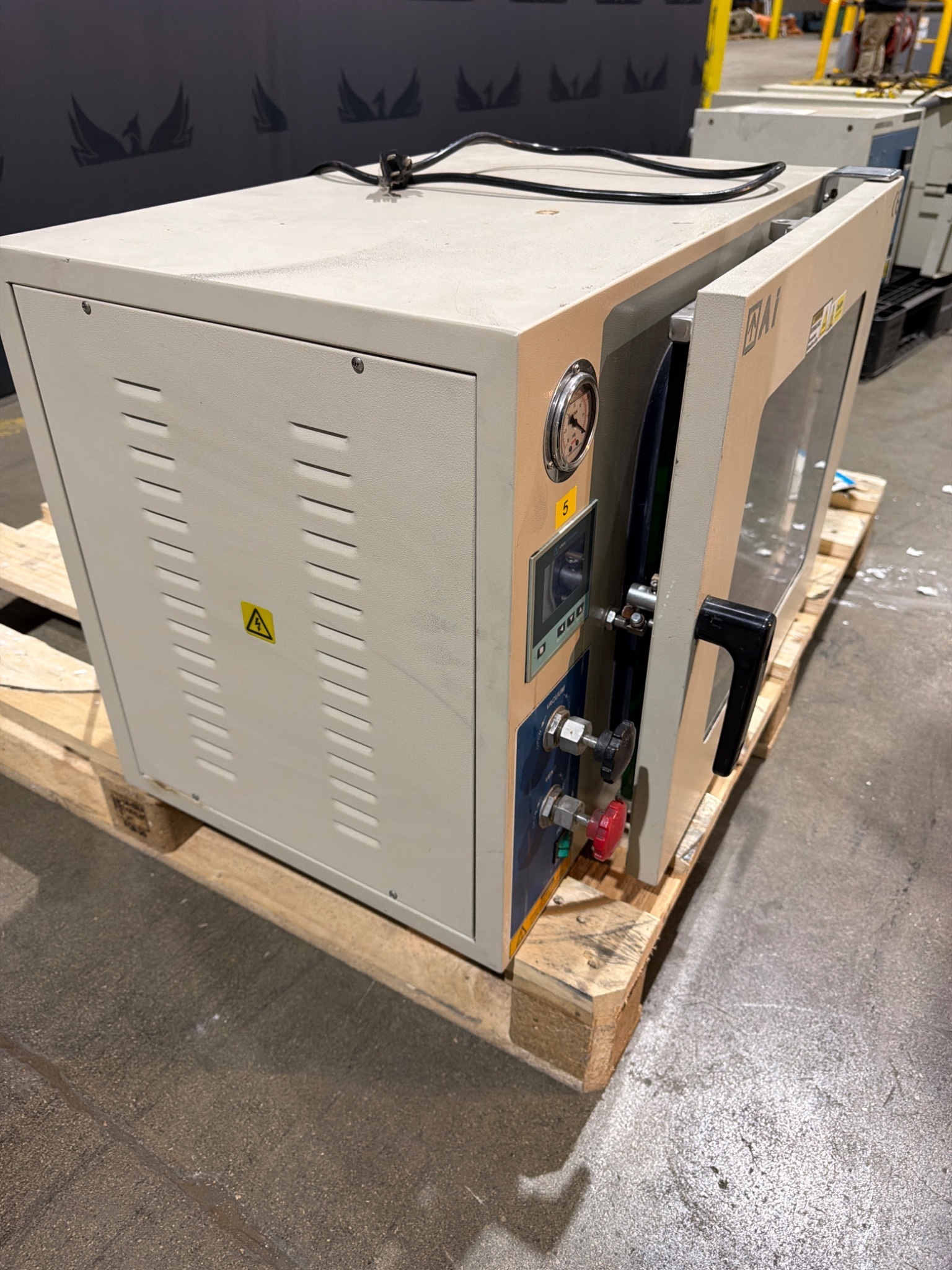 ACROSS INTERNATIONAL AccuTemp‑19s Industrial Drying Oven USED 2