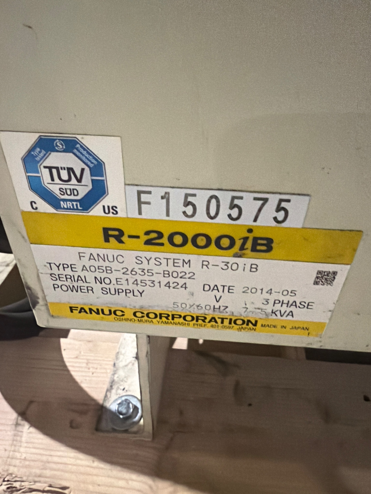 FANUC R‑2000iB/210F Complete w/ R‑30iB Controller USED 3