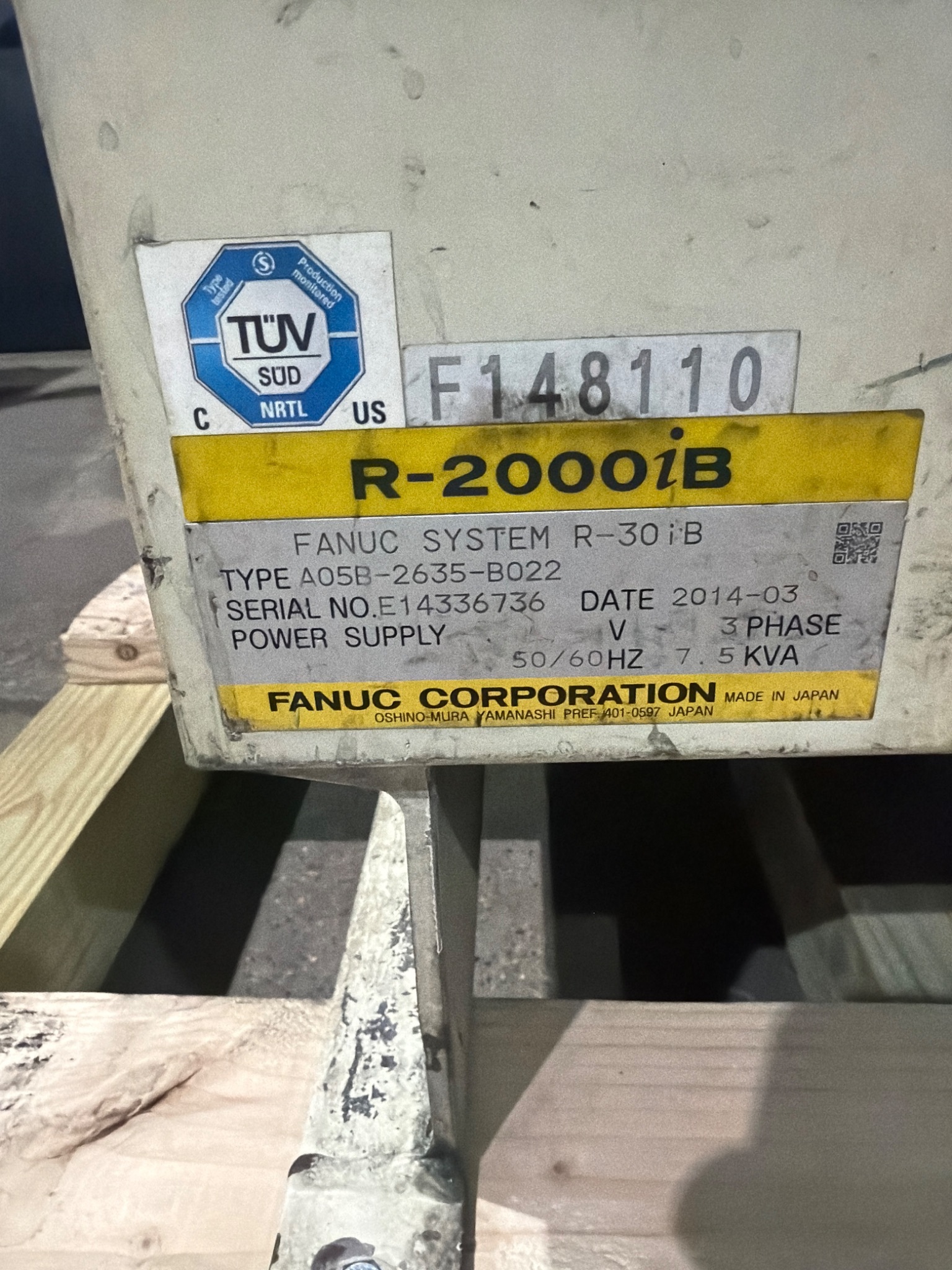 FANUC R‑2000iB/210F Complete w/ R‑30iB Controller USED 2